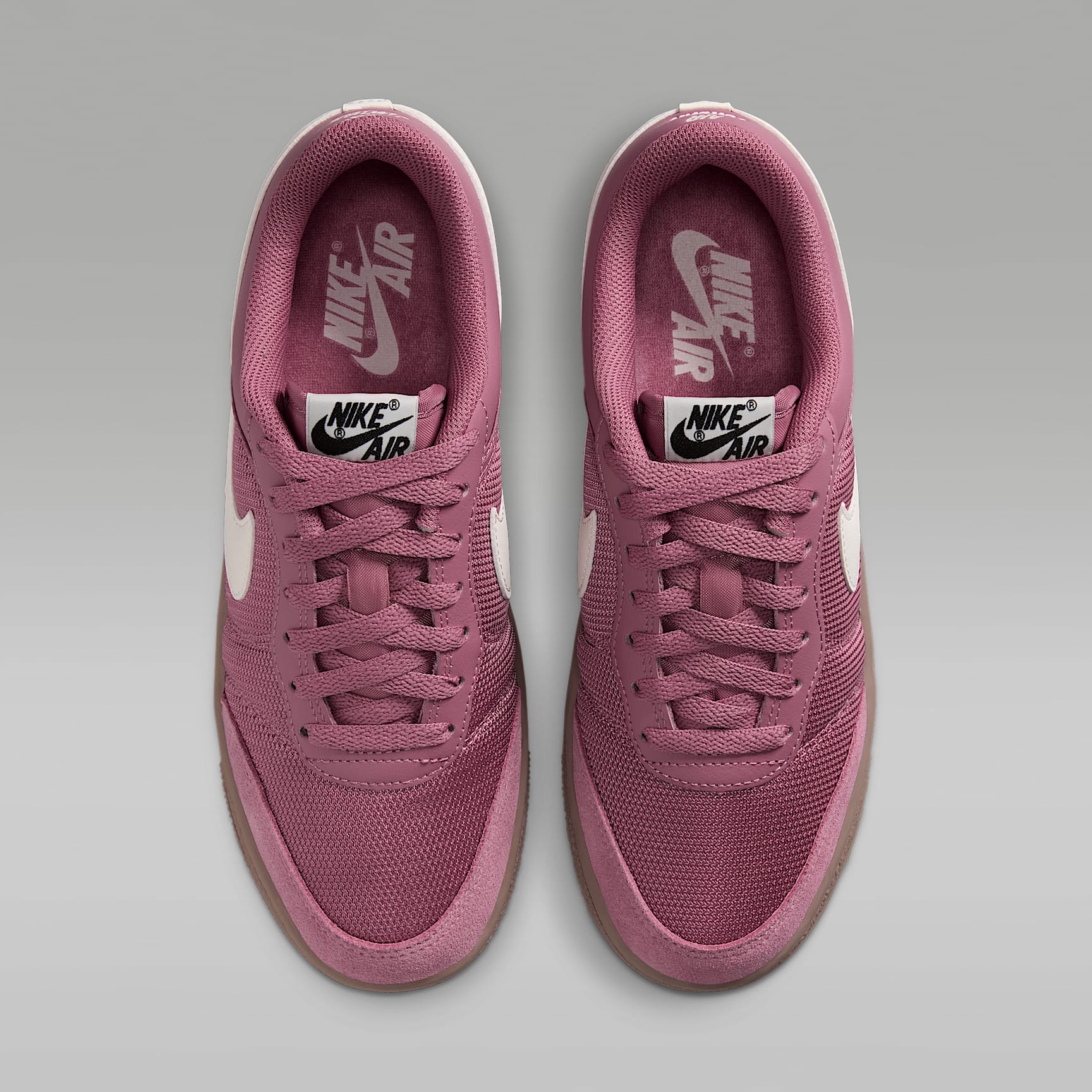 Air Jordan Skyline Low Damenschuh – Desert Berry/Schwarz/Gum Medium Brown/Sail