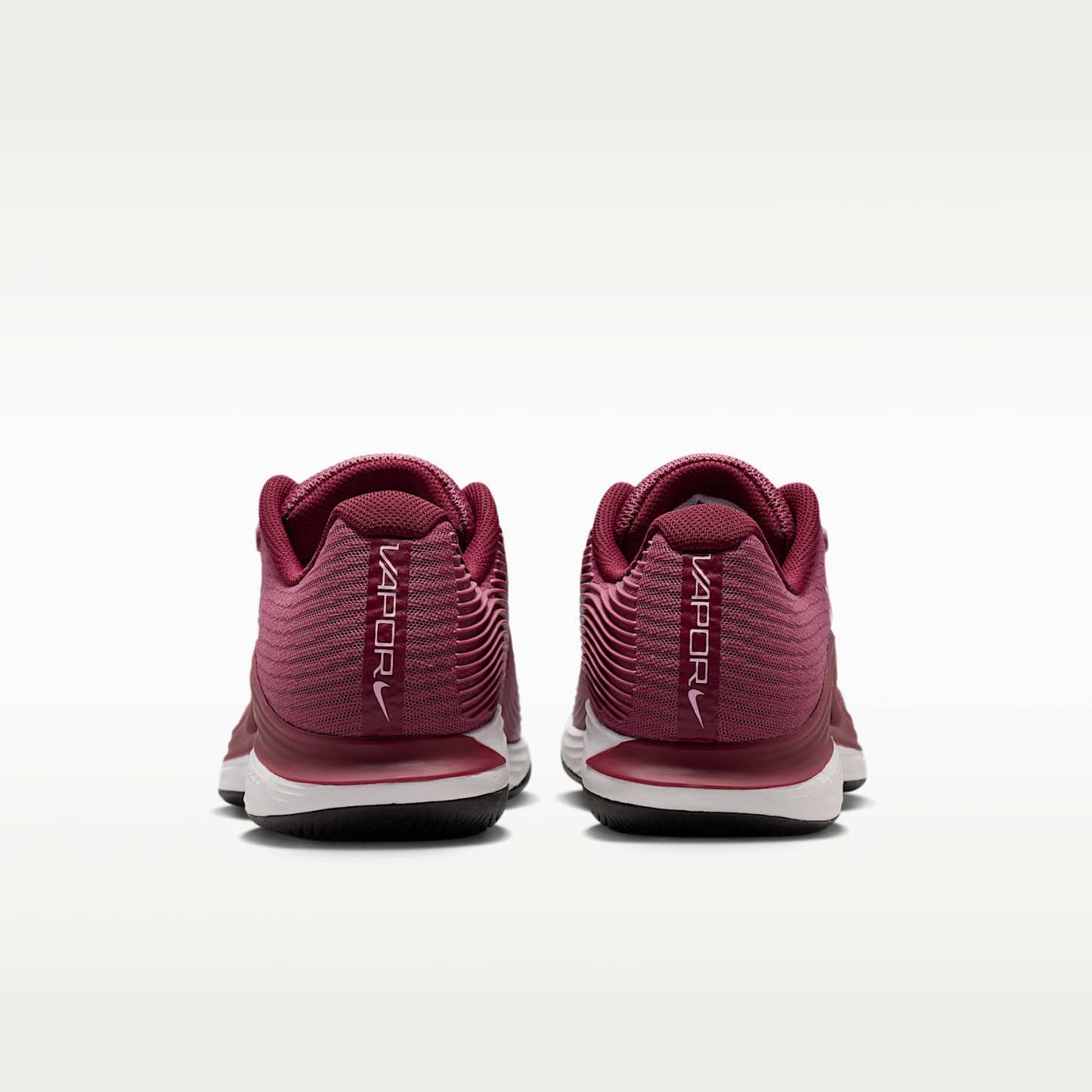 Nike Vapor 12 Tennisschuh für Hartplätze (Damen) – Pink Smoke/Vast Grey/Schwarz/Weiß