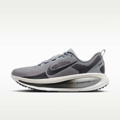Nike Vomero 18 Straßenlaufschuh (Herren) – Wolf Grey/Pure Platinum/Summit White/Anthracite