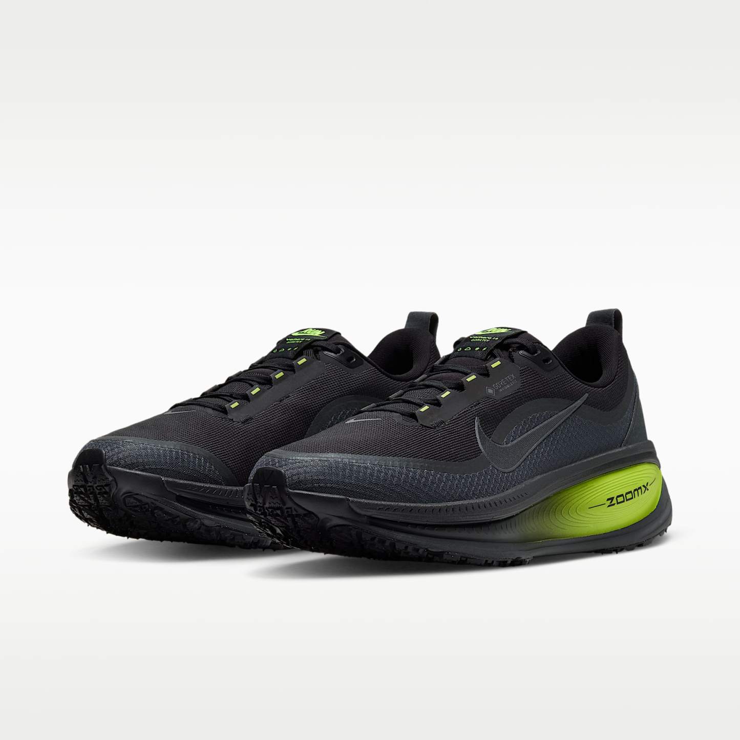 Nike Vomero 18 GORE-TEX wasserdichter Straßenlaufschuh mit reflektierenden Akzenten (Herren) – Anthracite/Lemon Venom/Schwarz