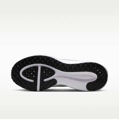 Nike Revolution 8 Straßenlaufschuh (Damen) – Sail/Weiß/Schwarz/Metallic Silver