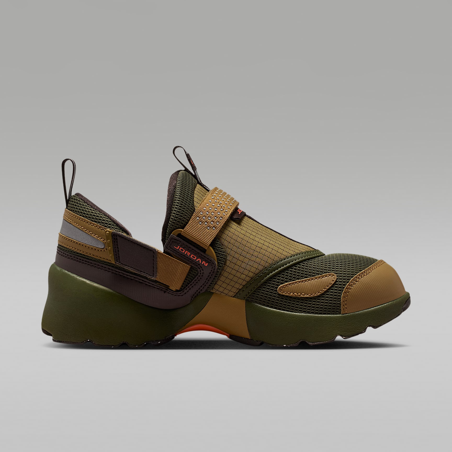 Jordan Trunner LX Schuh (Damen) – Brown Kelp/Cargo Khaki/Velvet Brown/Wild Mango
