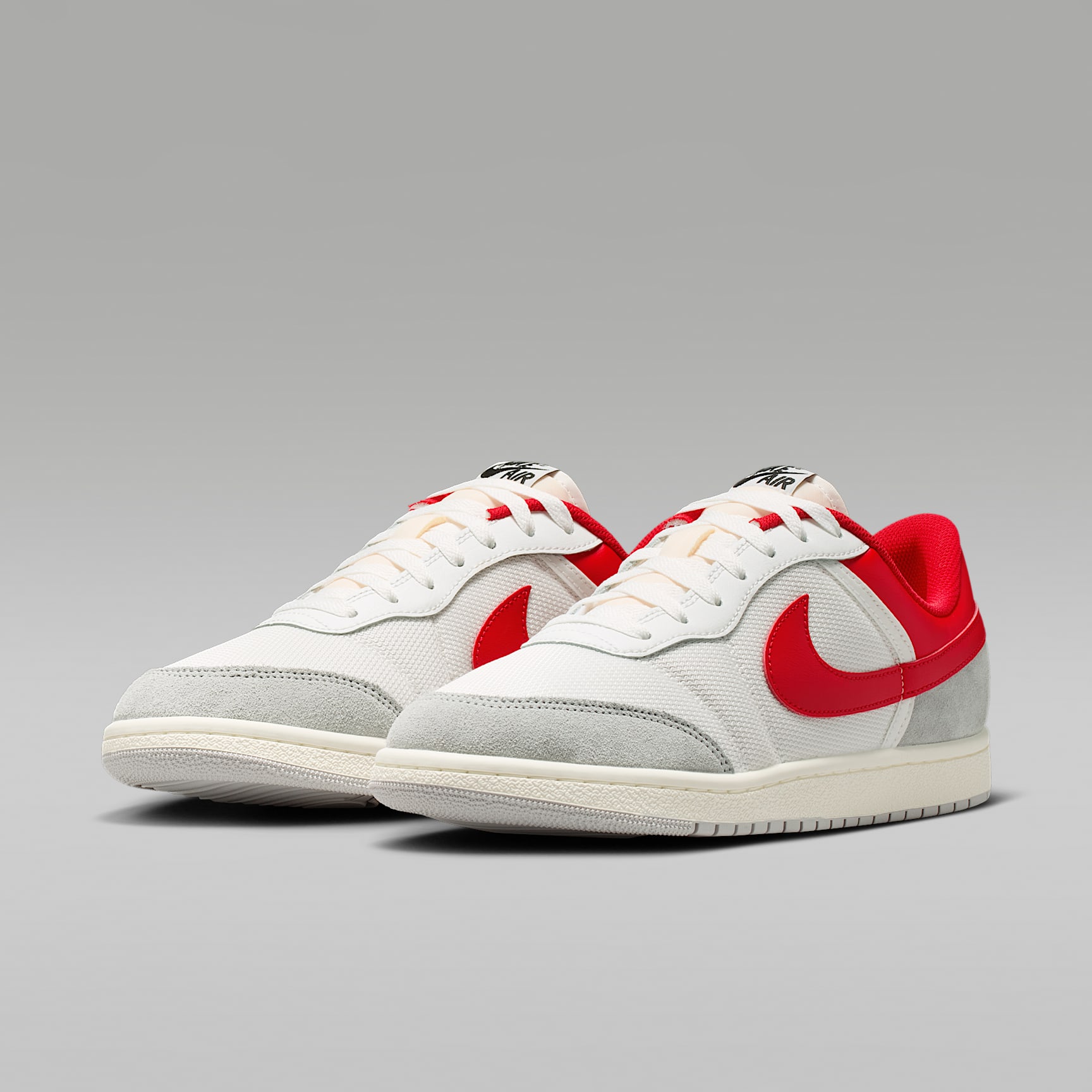 Air Jordan Skyline Low Herrenschuh – Summit White/University Red/Light Smoke Grey/Schwarz