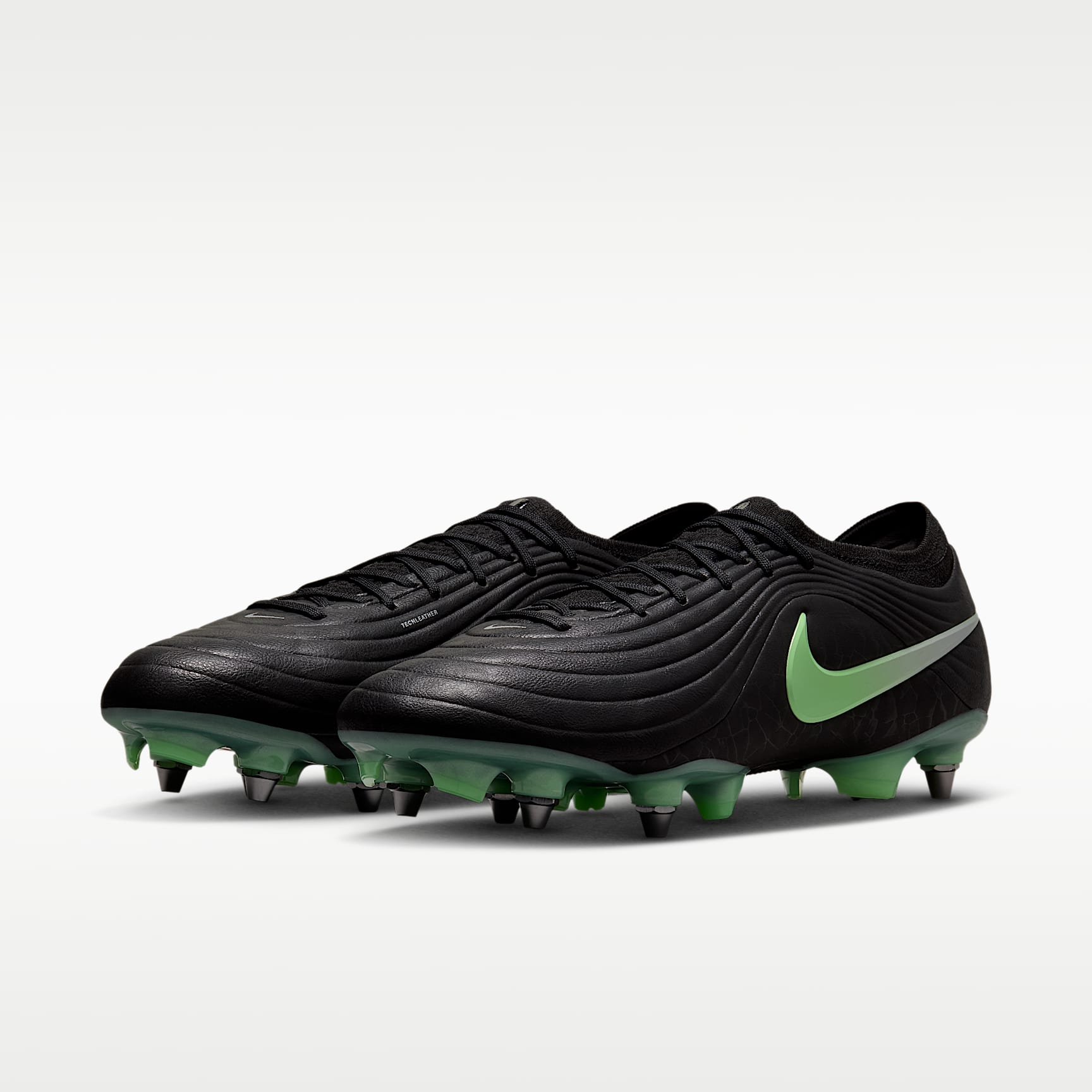 Nike Tiempo Maestro Elite Low Top Fußballschuh für weichen Rasen – Schwarz/Schwarz/Illusion Green