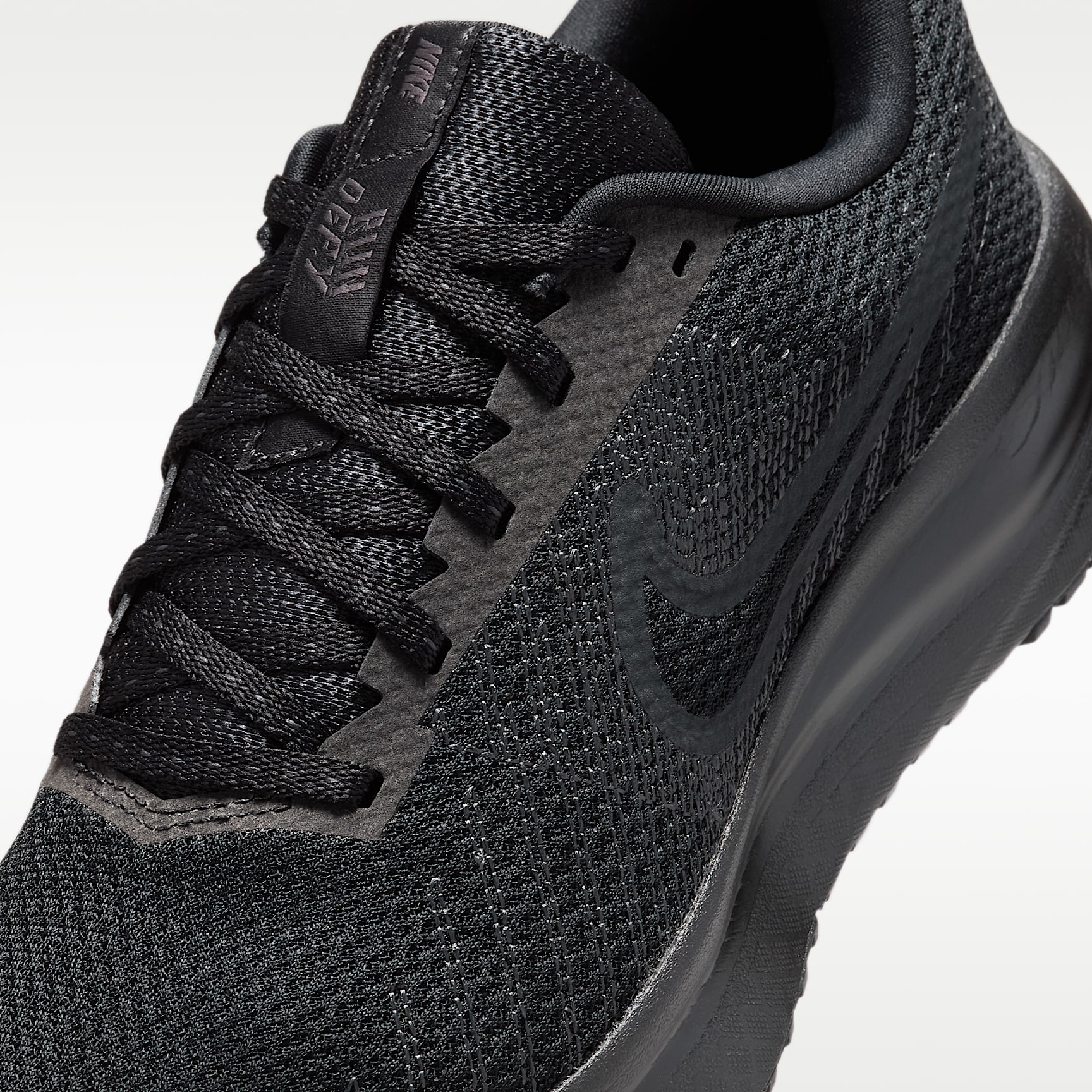 Nike Run Defy Straßenlaufschuh (Damen) – Schwarz/Anthracite