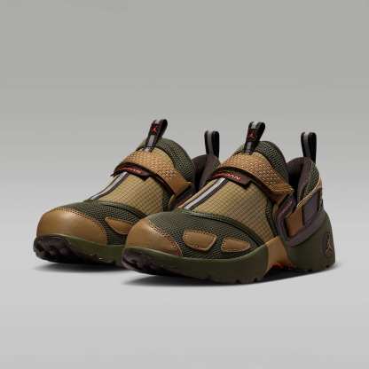 Jordan Trunner LX Schuh (Damen) – Brown Kelp/Cargo Khaki/Velvet Brown/Wild Mango