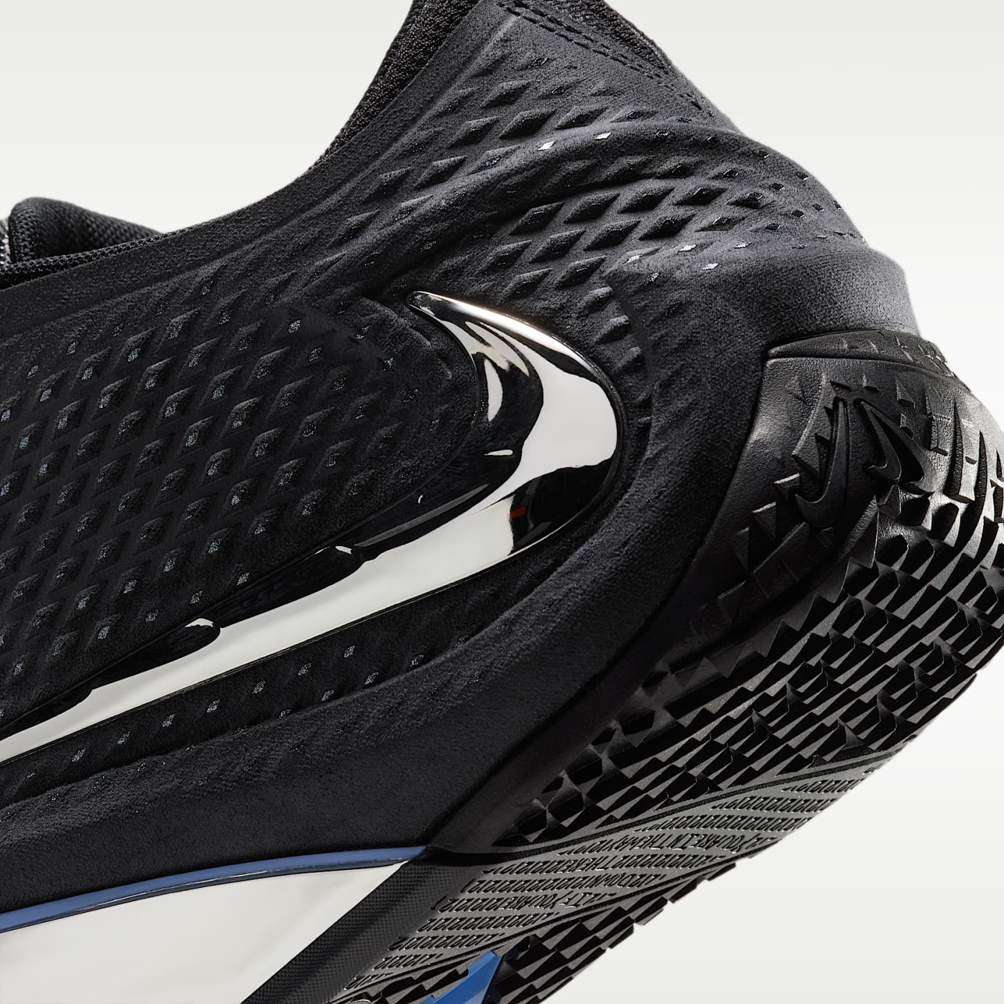 JA 4 "Nightmare" Basketballschuhe – Schwarz/Cobalt Bliss/Dark Smoke Grey/Metallic Silver