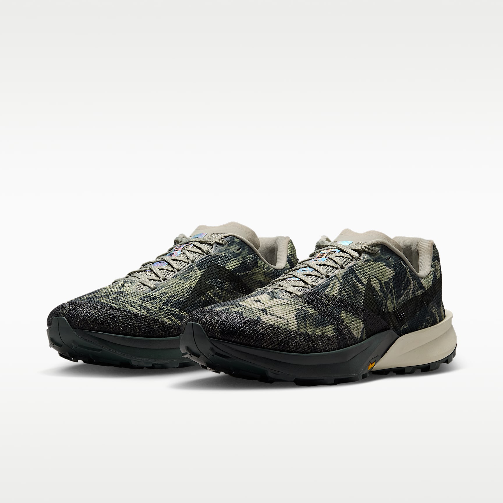 Nike Kiger 10 Traillaufschuh – Spruce Fog/Sea Glass/Black Spruce