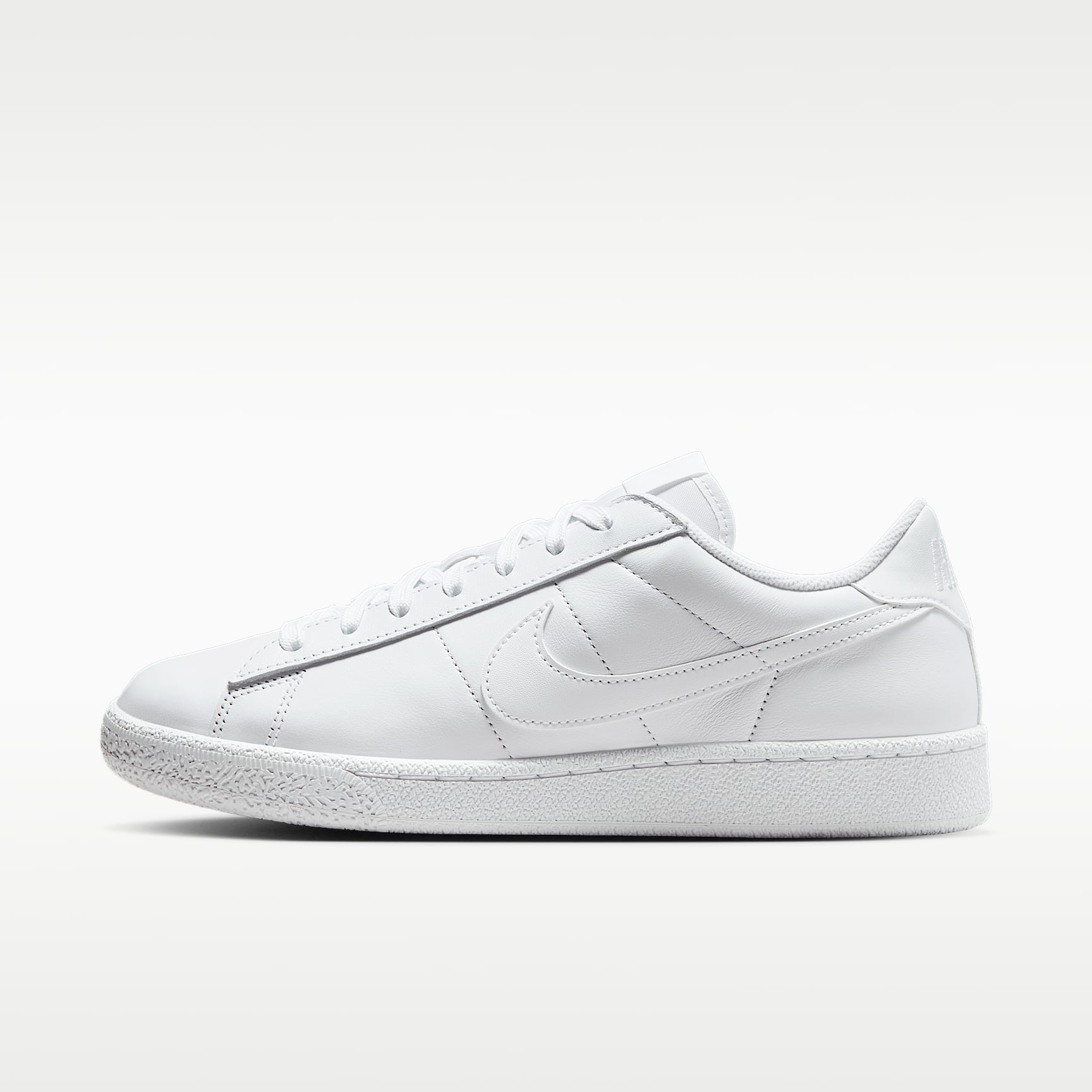 Nike Tennis Classic Damenschuh – Weiß/Weiß