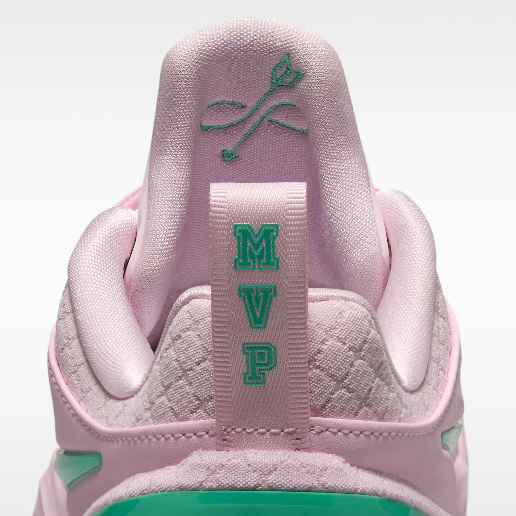 A'Two "Pinkies Up" A'ja Wilson Basketballschuh – Pink Foam/Light Menta