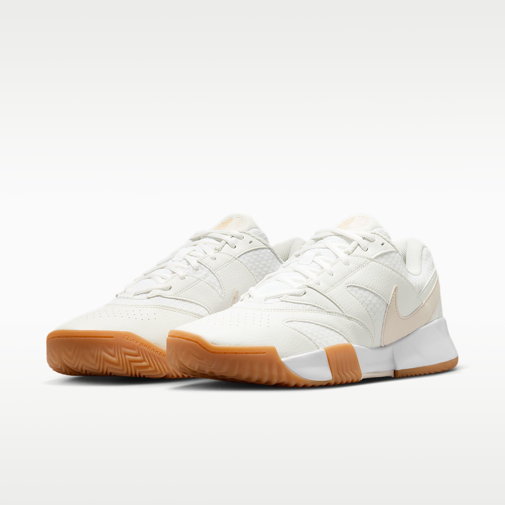 NikeCourt Lite 4 Herren-Tennisschuh für Sandplätze – Weiß/Summit White/Linen/Light Orewood Brown