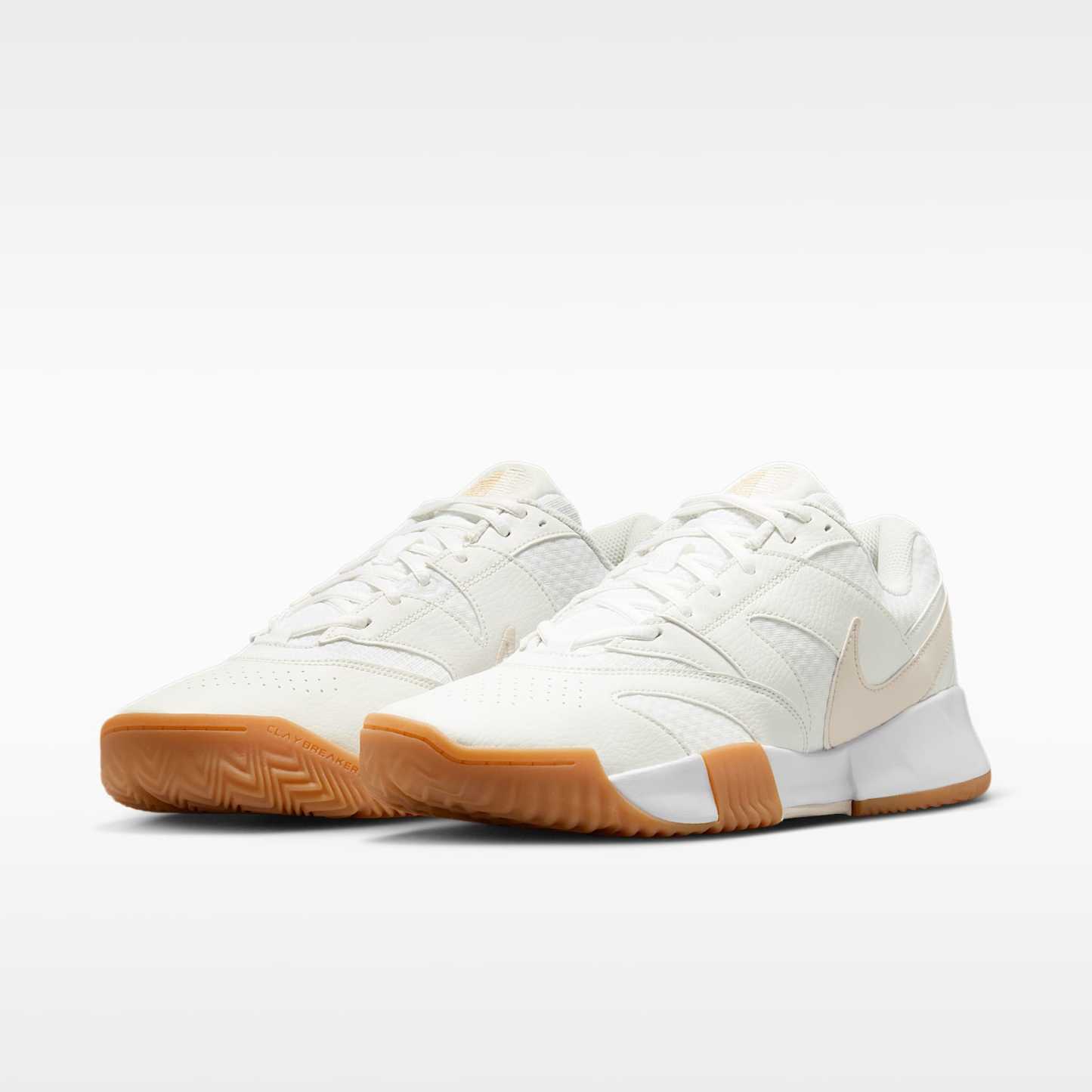 NikeCourt Lite 4 Herren-Tennisschuh für Sandplätze – Weiß/Summit White/Linen/Light Orewood Brown