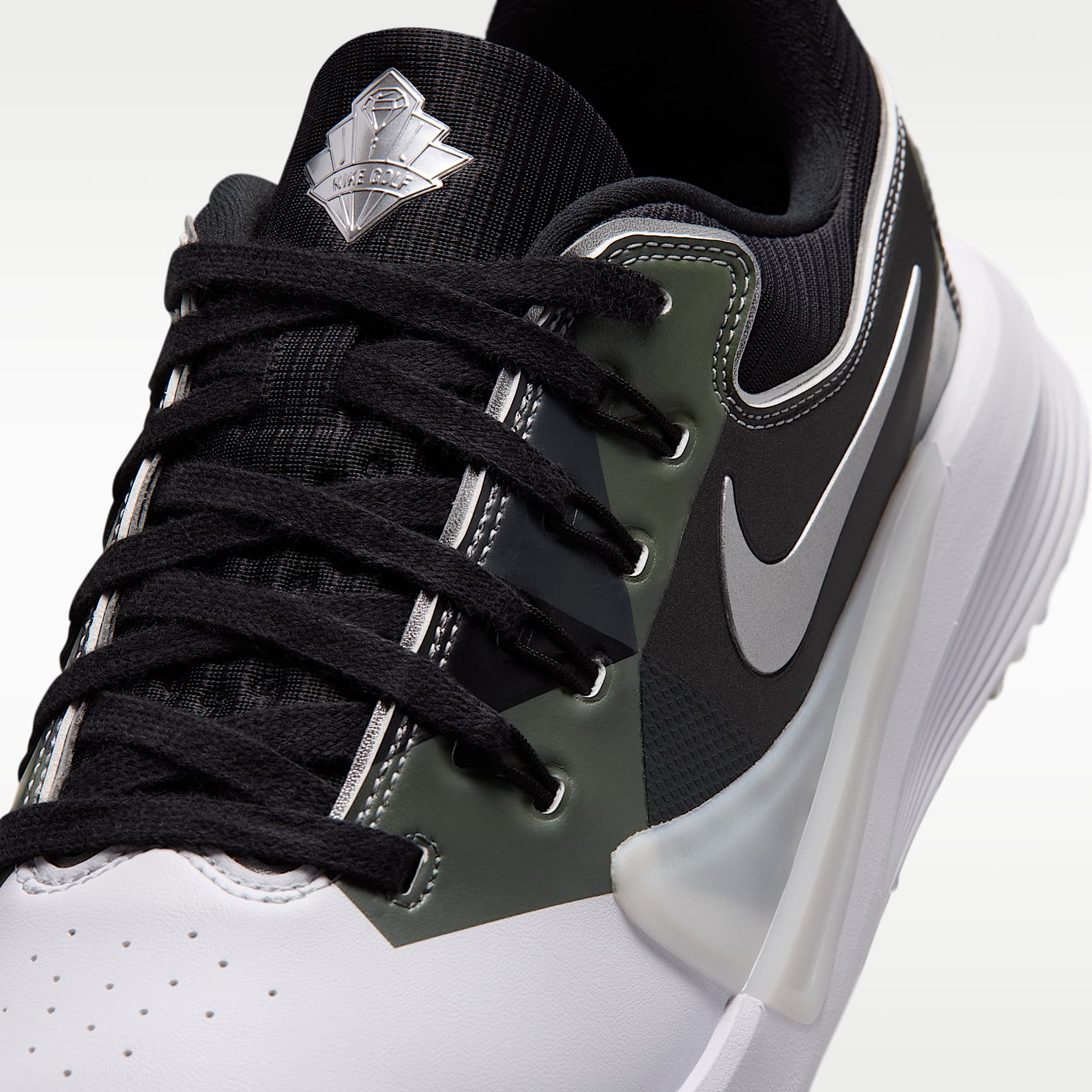 Nike Victory Pro 4 Golfschuh – Weiß/Metallic Silver/Fir/Schwarz