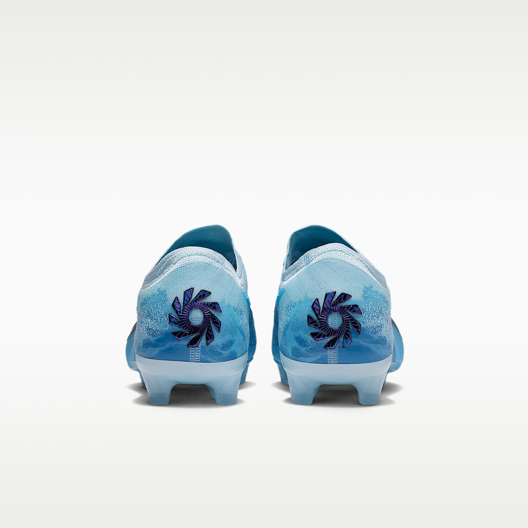 Nike Phantom 6 Low Elite "Erling Haaland" Fußballschuh für normalen Rasen – Baltic Blue/Glacier Blue/Blue Eclipse