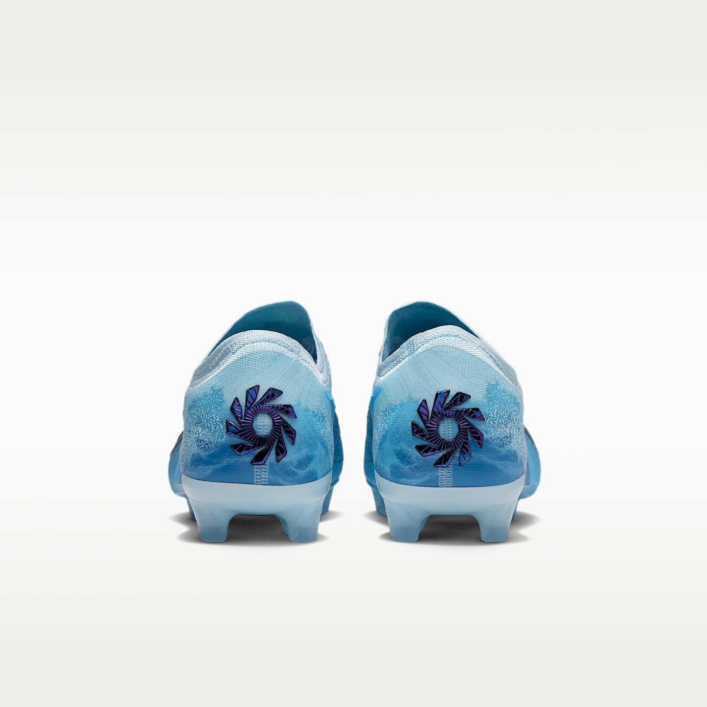 Nike Phantom 6 Low Elite "Erling Haaland" Fußballschuh für normalen Rasen – Baltic Blue/Glacier Blue/Blue Eclipse
