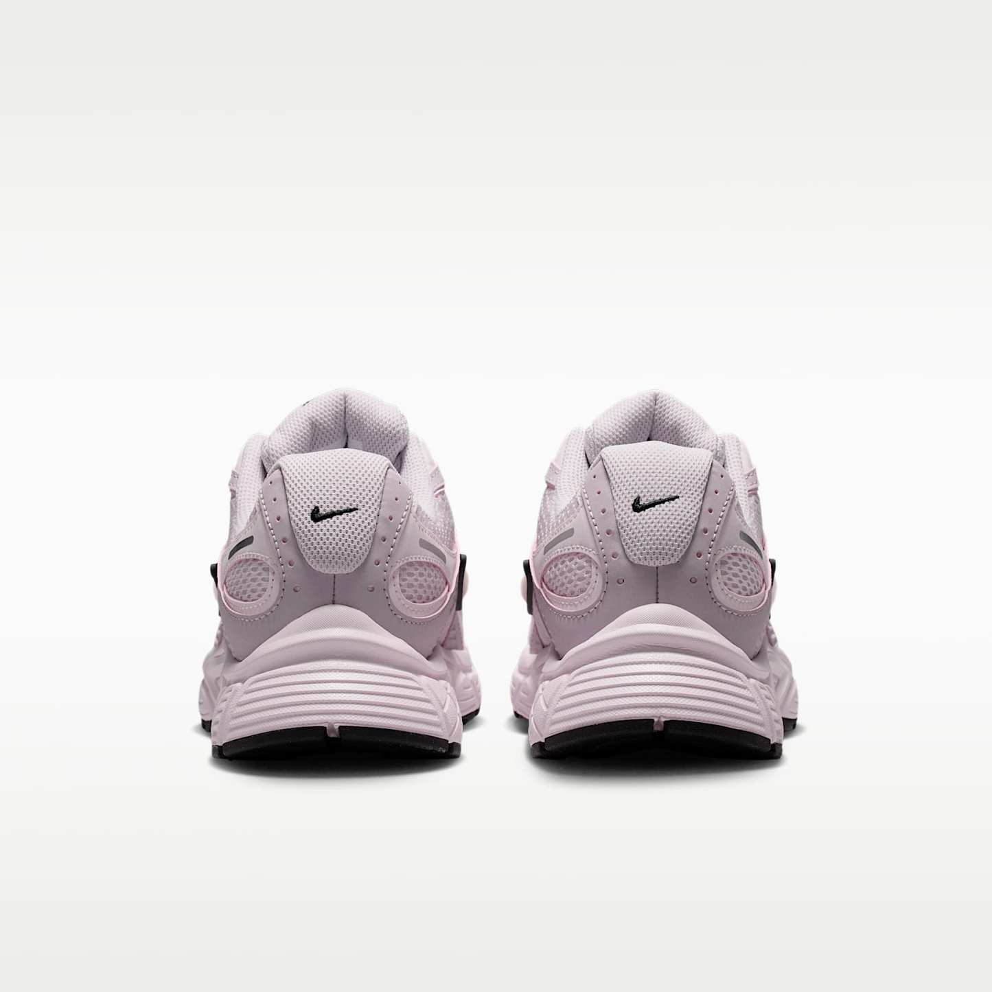 Nike V5 RNR Schuh (Damen) – Bleached Lilac/Iced Lilac/Pearl Pink/Bleached Lilac