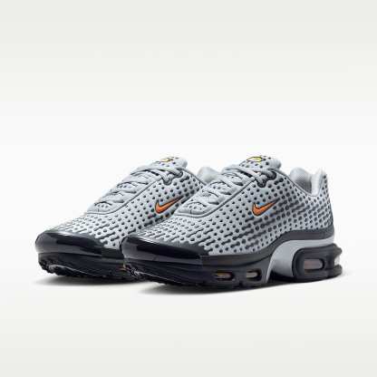 Nike Air Max Plus VII Schuh (Herren) – Light Smoke Grey/Dark Smoke Grey/Hot Curry