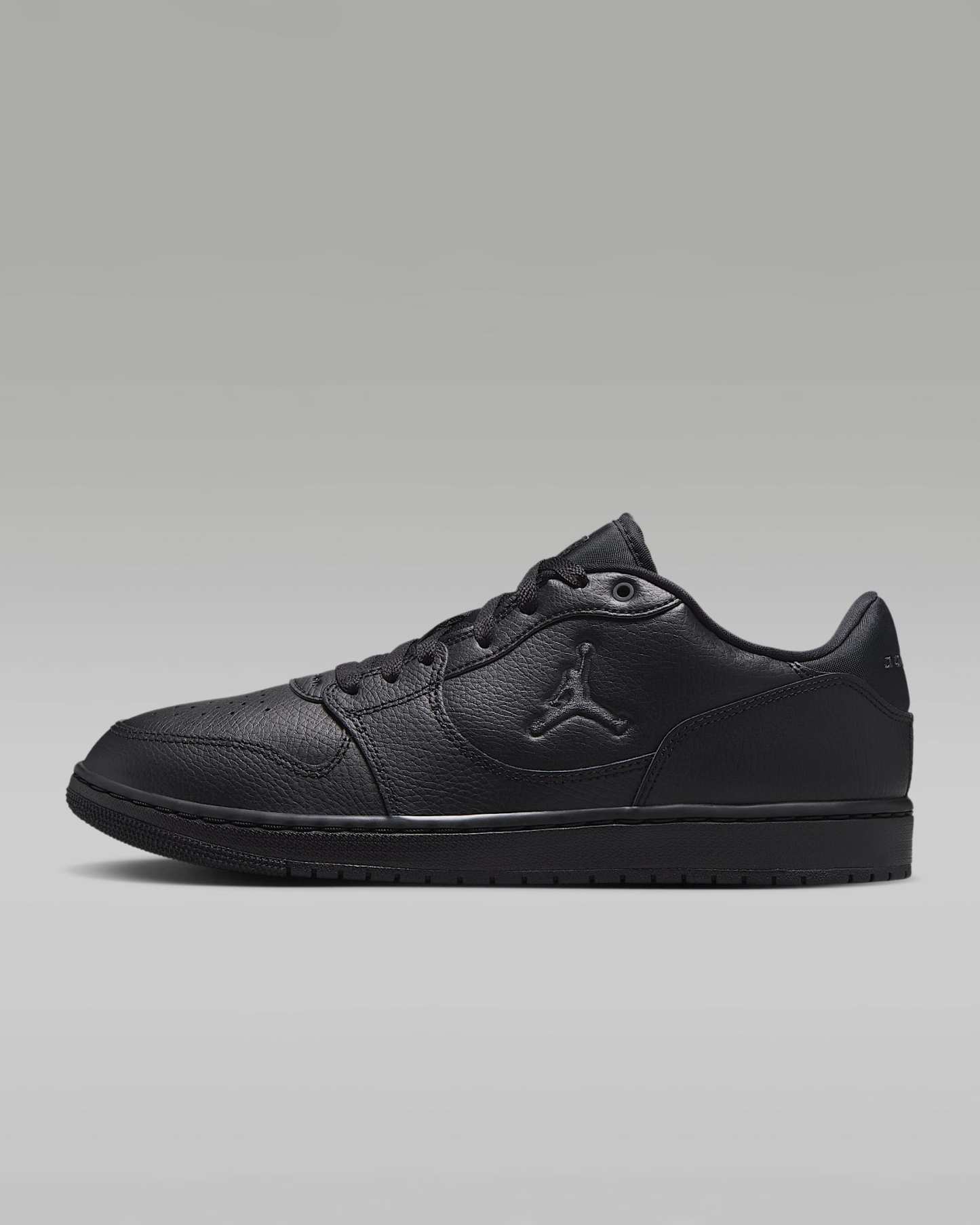 Jordan Court Connect Low Herrenschuhe – Schwarz/Dark Smoke Grey