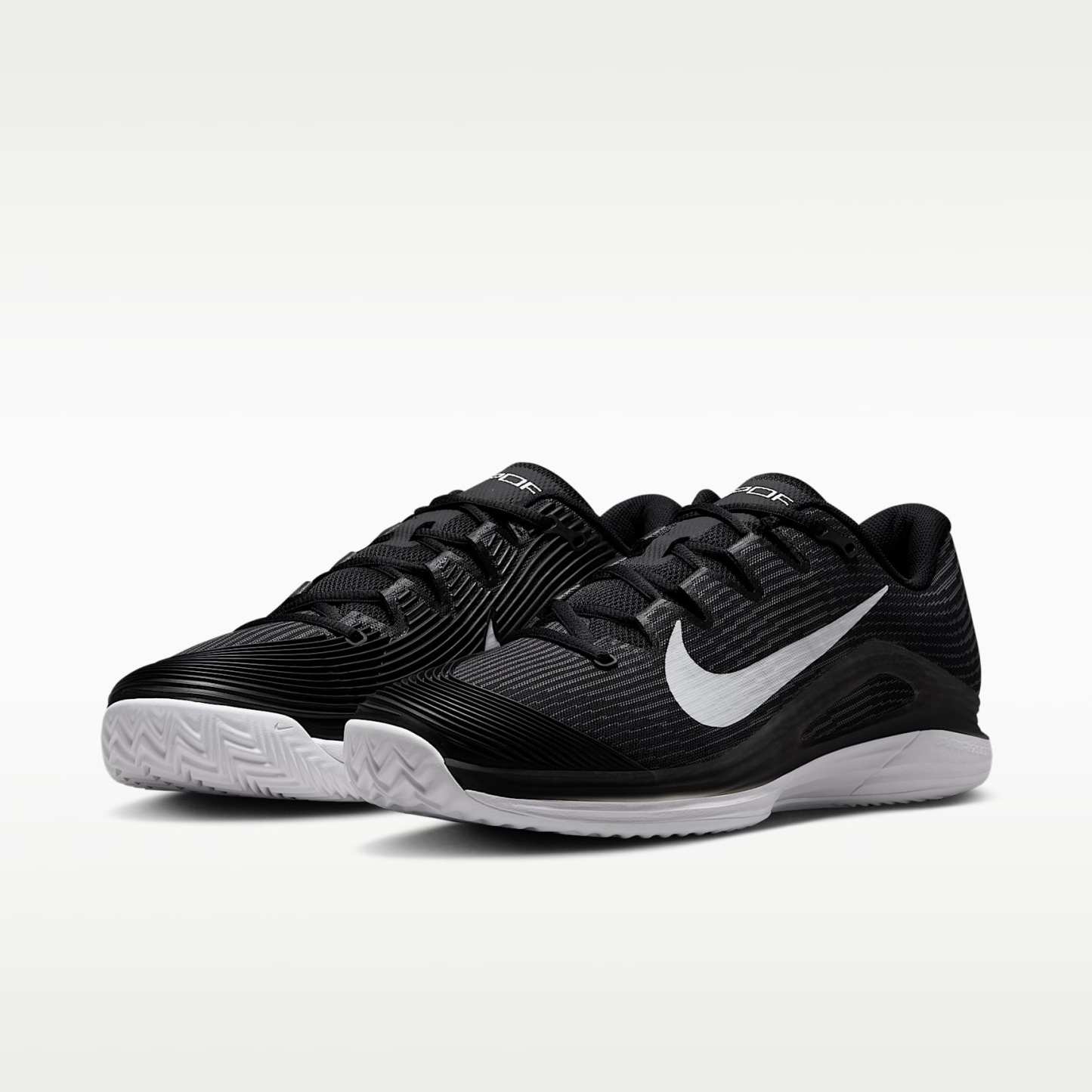 Nike Vapor 12 Clay Court Tennisschuh (Herren) – Schwarz/Dark Smoke Grey/Weiß