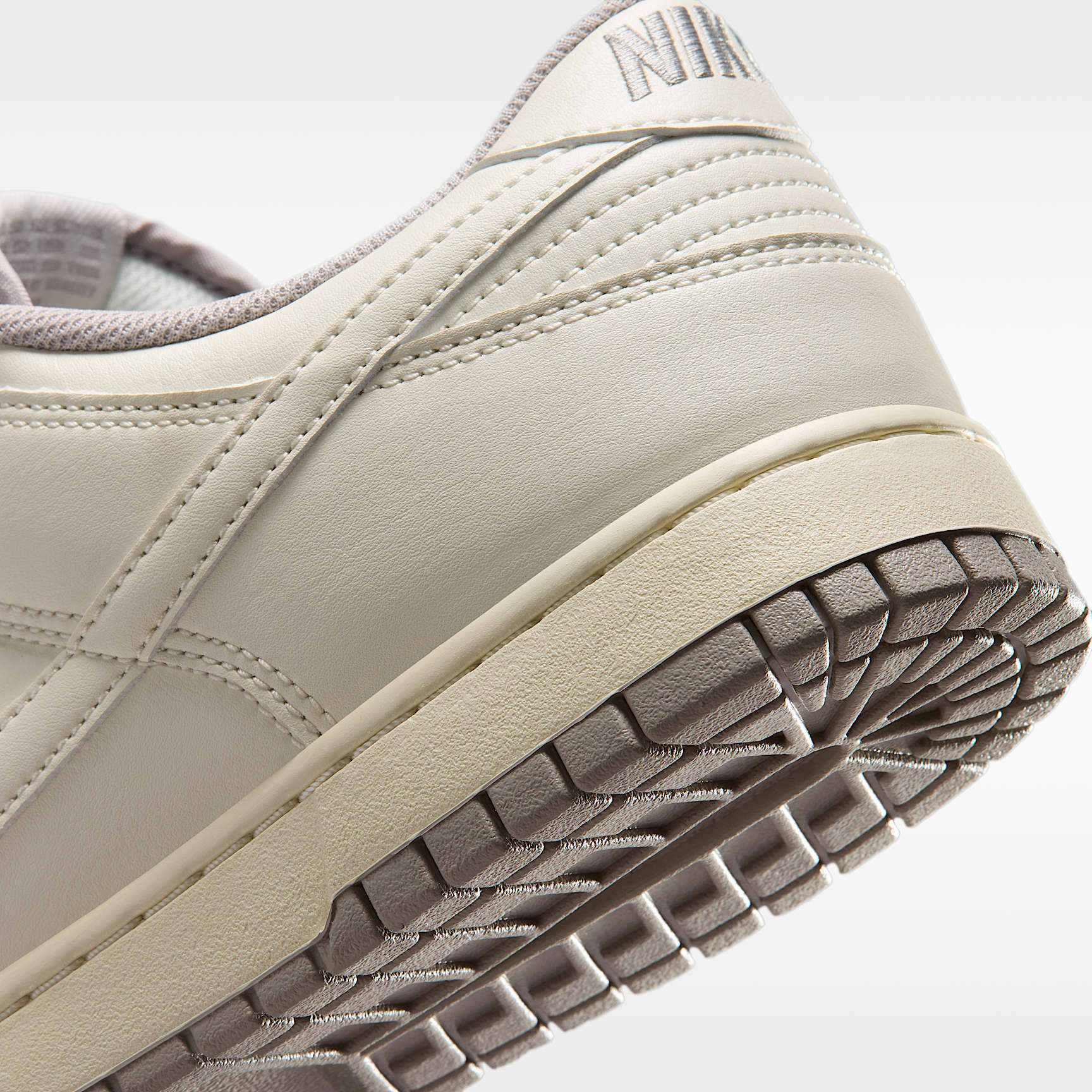 Nike Dunk Low Retro Herrenschuh – Soft Pearl/College Grey/Soft Pearl