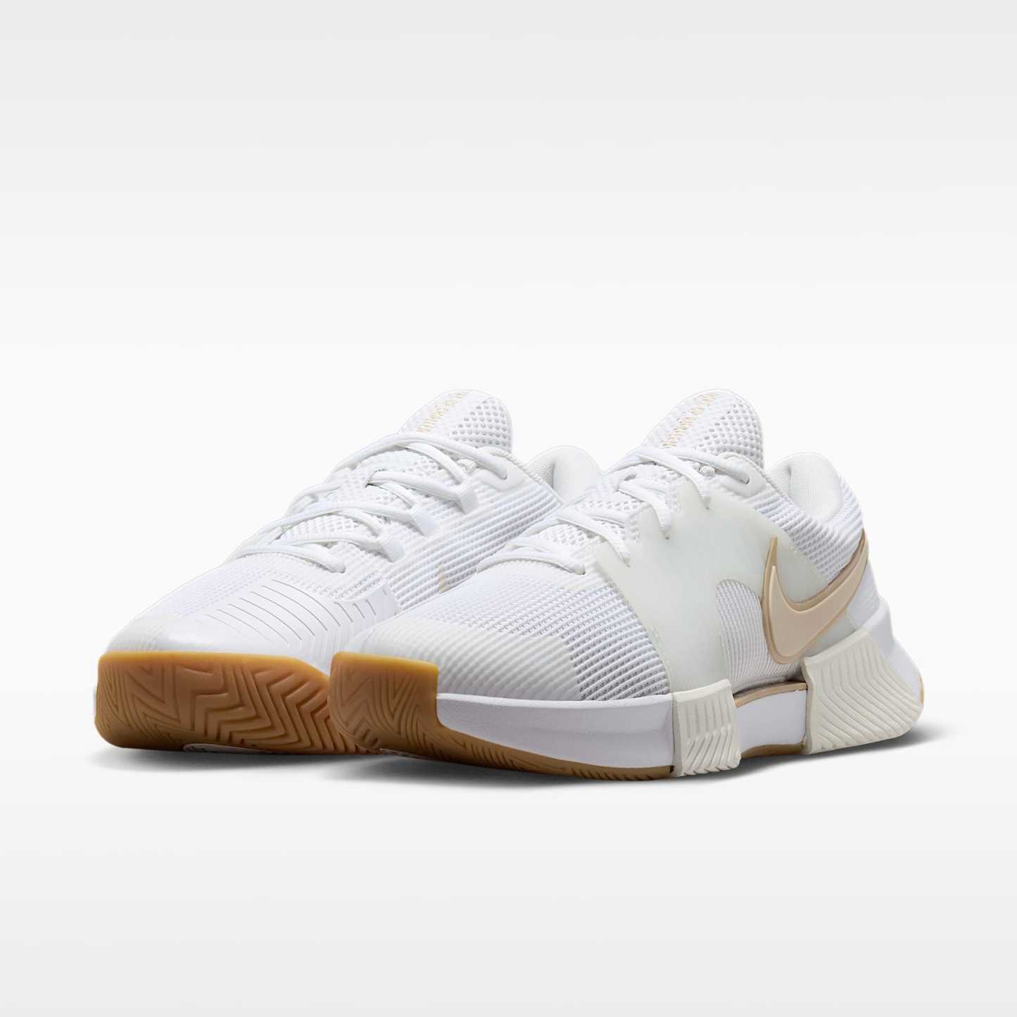 Nike GP Challenge 1.5 Hartplatz-Tennisschuh (Damen) – Weiß/Summit White/Linen/Light Orewood Brown