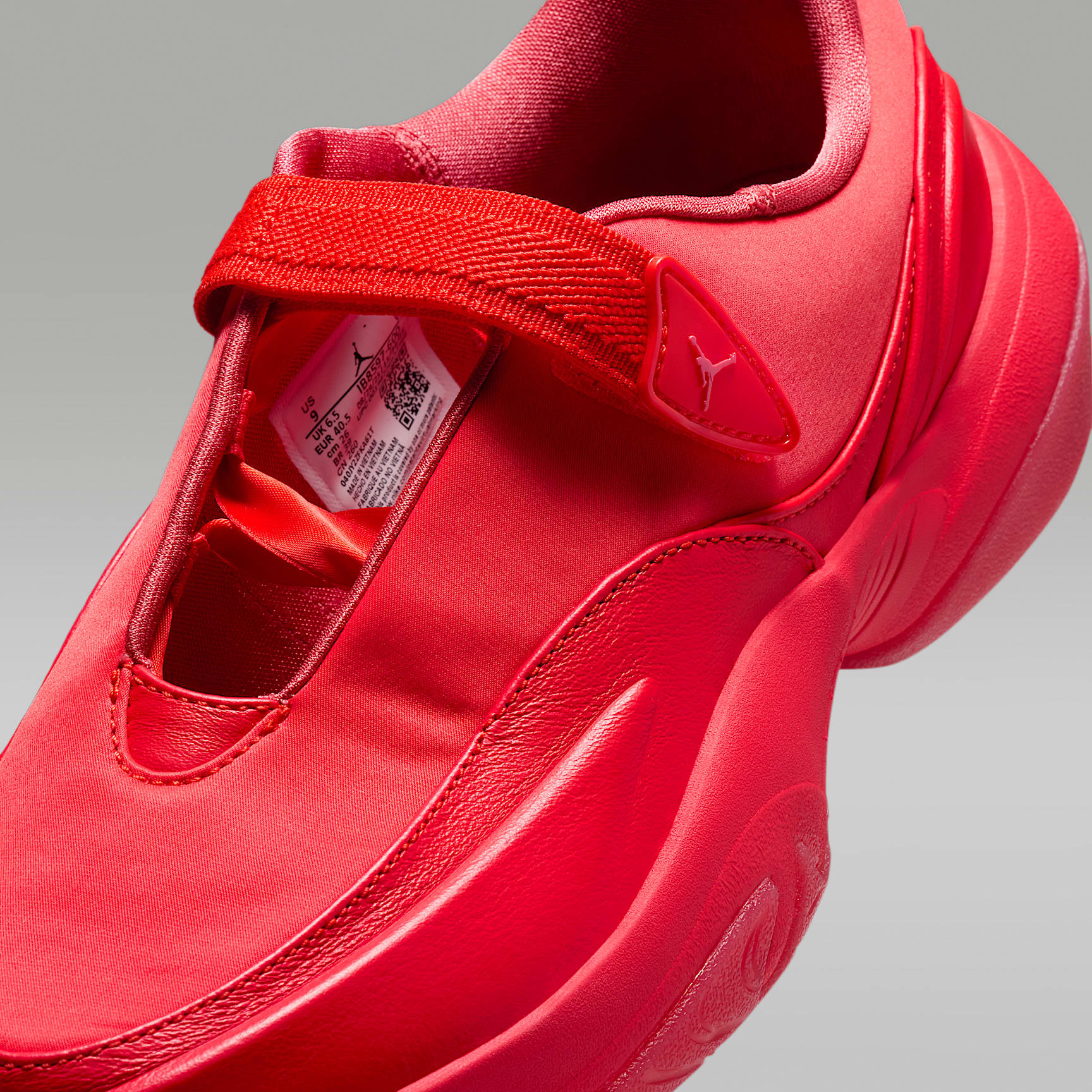Jordan Pointe Schuh (Damen) – Chile Red/Deep Maroon/Pueblo Red