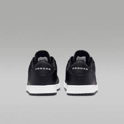 Jordan Court Connect Low Herrenschuhe – Schwarz/Weiß