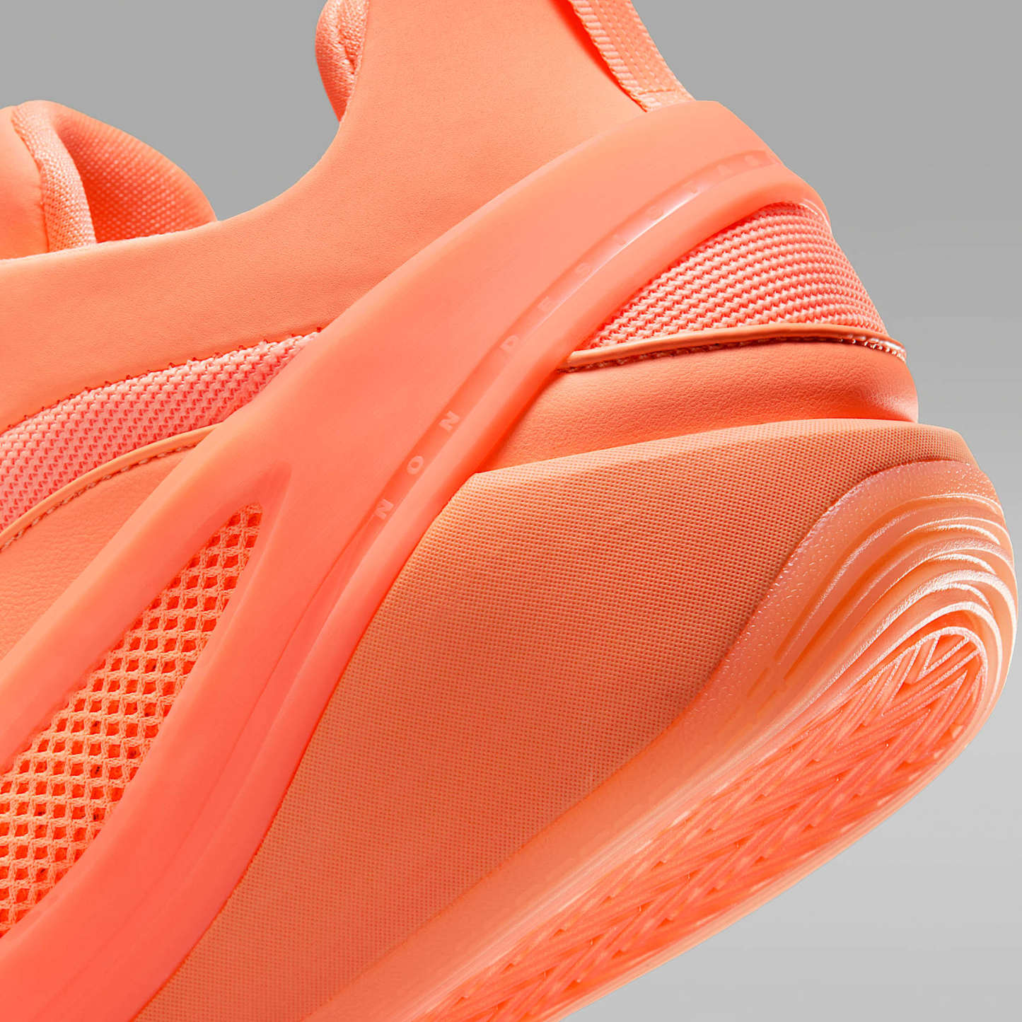Luka 5 Basketballschuh – Orange Pulse/Hyper Crimson