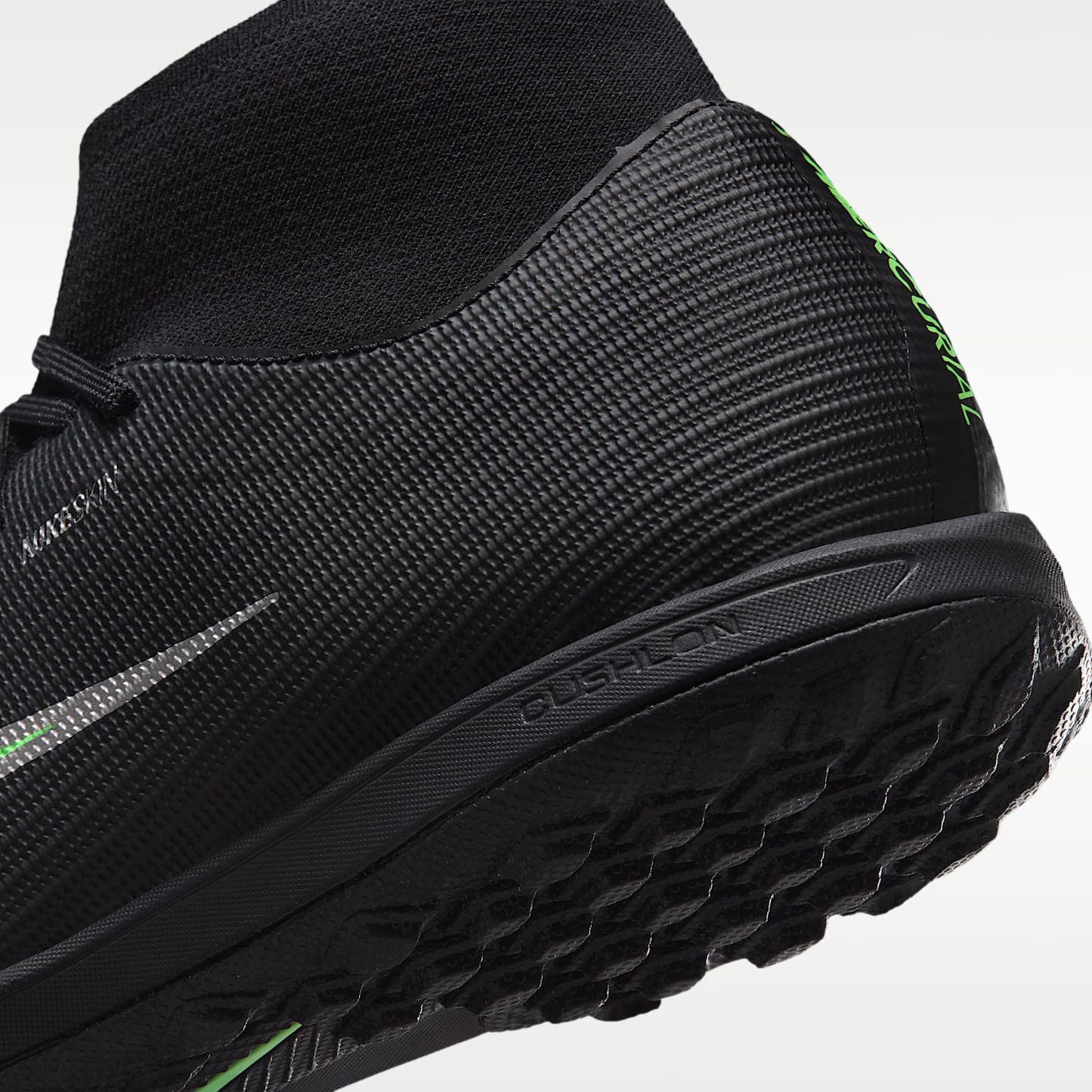 Nike Mercurial Superfly 11 Academy High-Top-Fußballschuh für Turf – Schwarz/Schwarz/Illusion Green