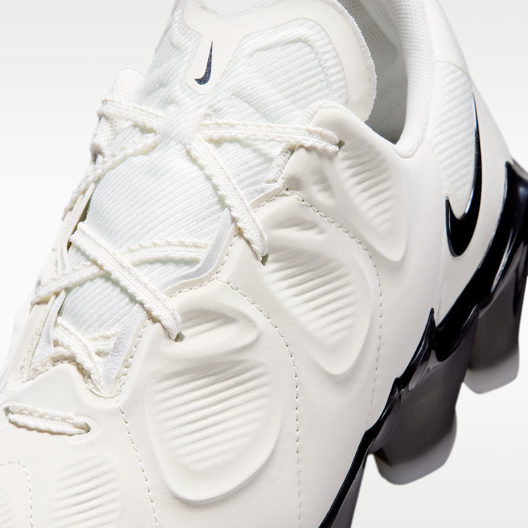 Nike First Sight Mirage Schuh (Damen) – Sail/Clear/Schwarz
