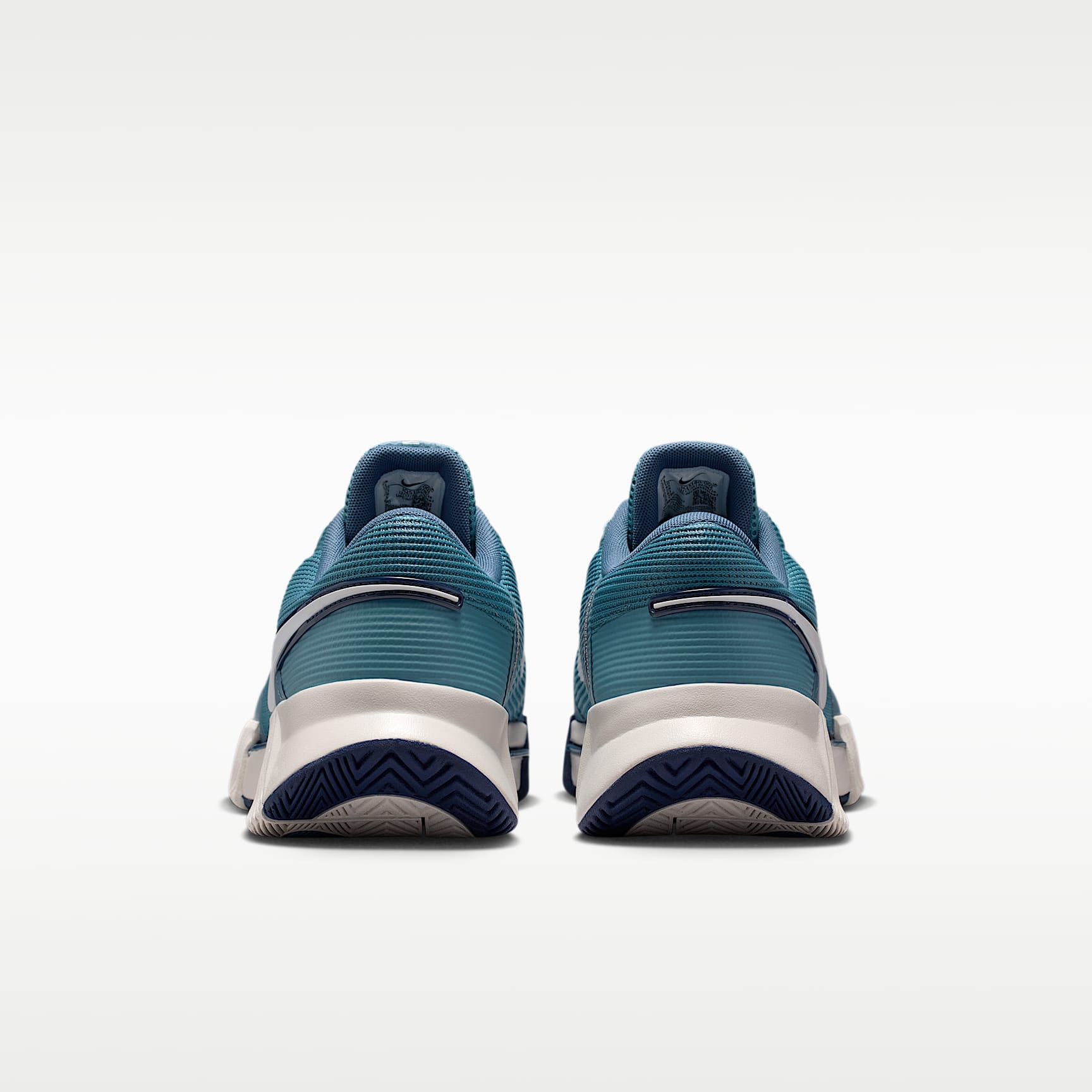 Nike GP Challenge 1.5 Hartplatz-Tennisschuh (Herren) – Smokey Blue/Light Bone/New Slate/Weiß