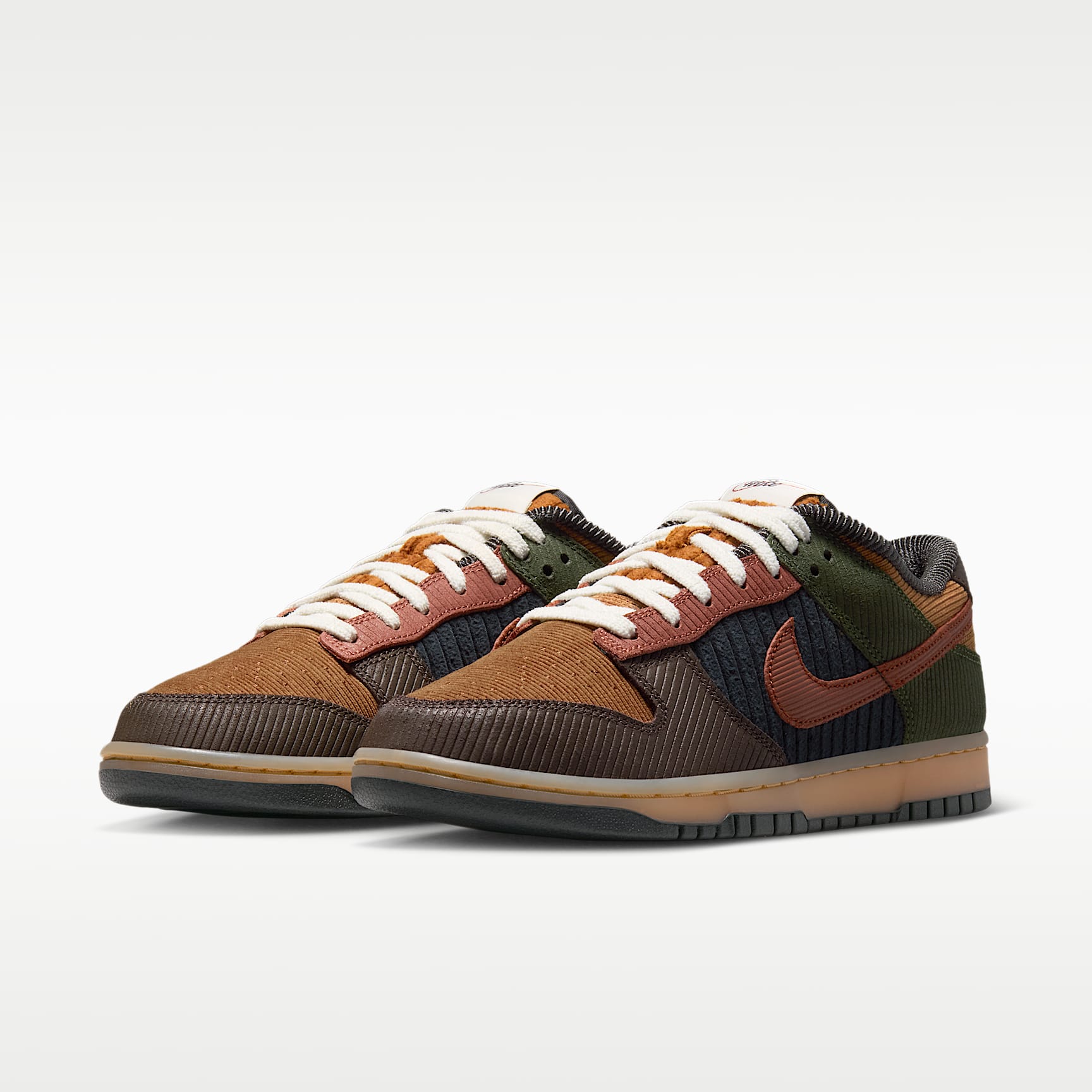 Nike Dunk Low Retro Premium Schuh (Herren) – Light British Tan/Cargo Khaki/Baroque Brown/Cinnamon