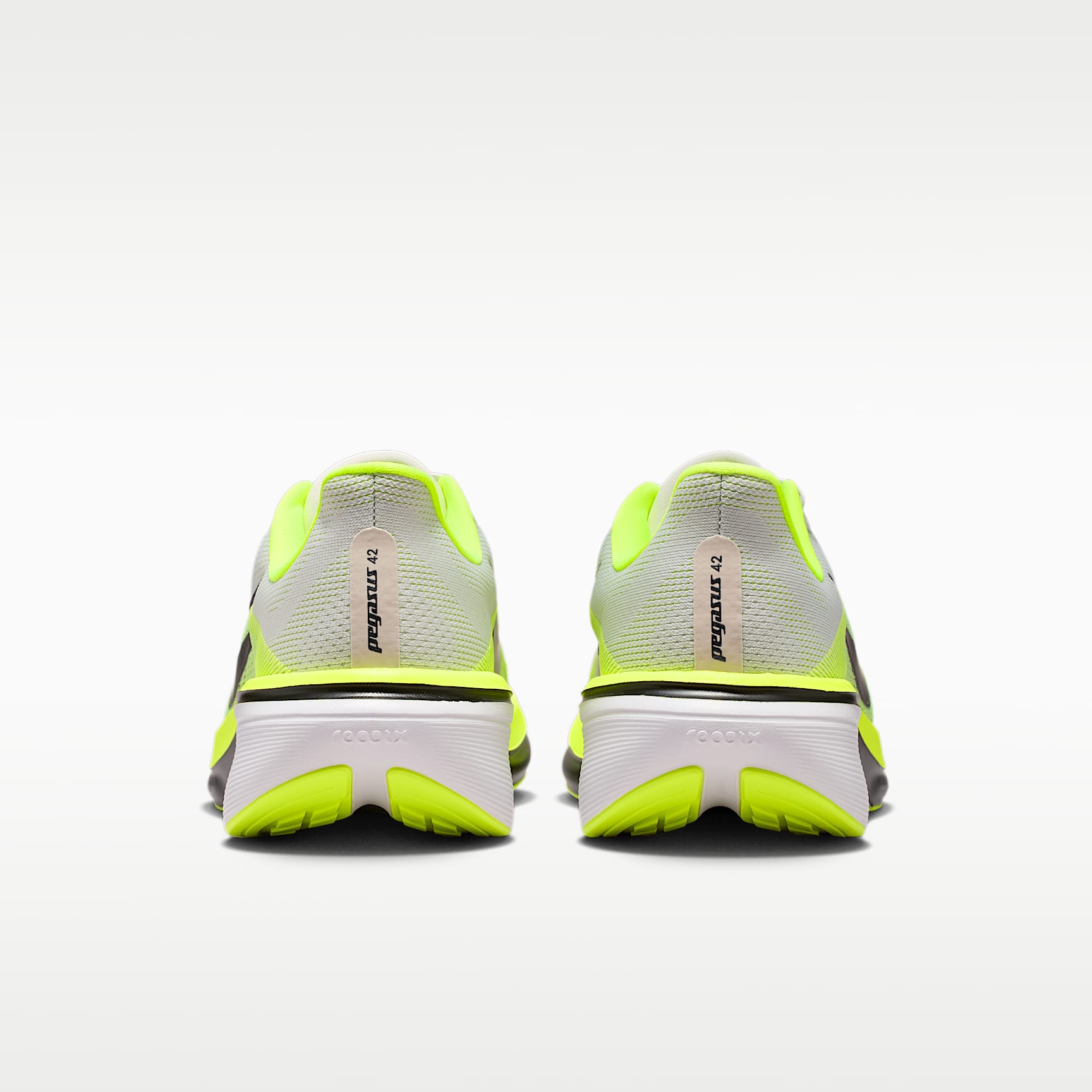 Nike Pegasus 42 Straßenlaufschuh (Herren) – Photon Dust/Volt/Weiß/Schwarz