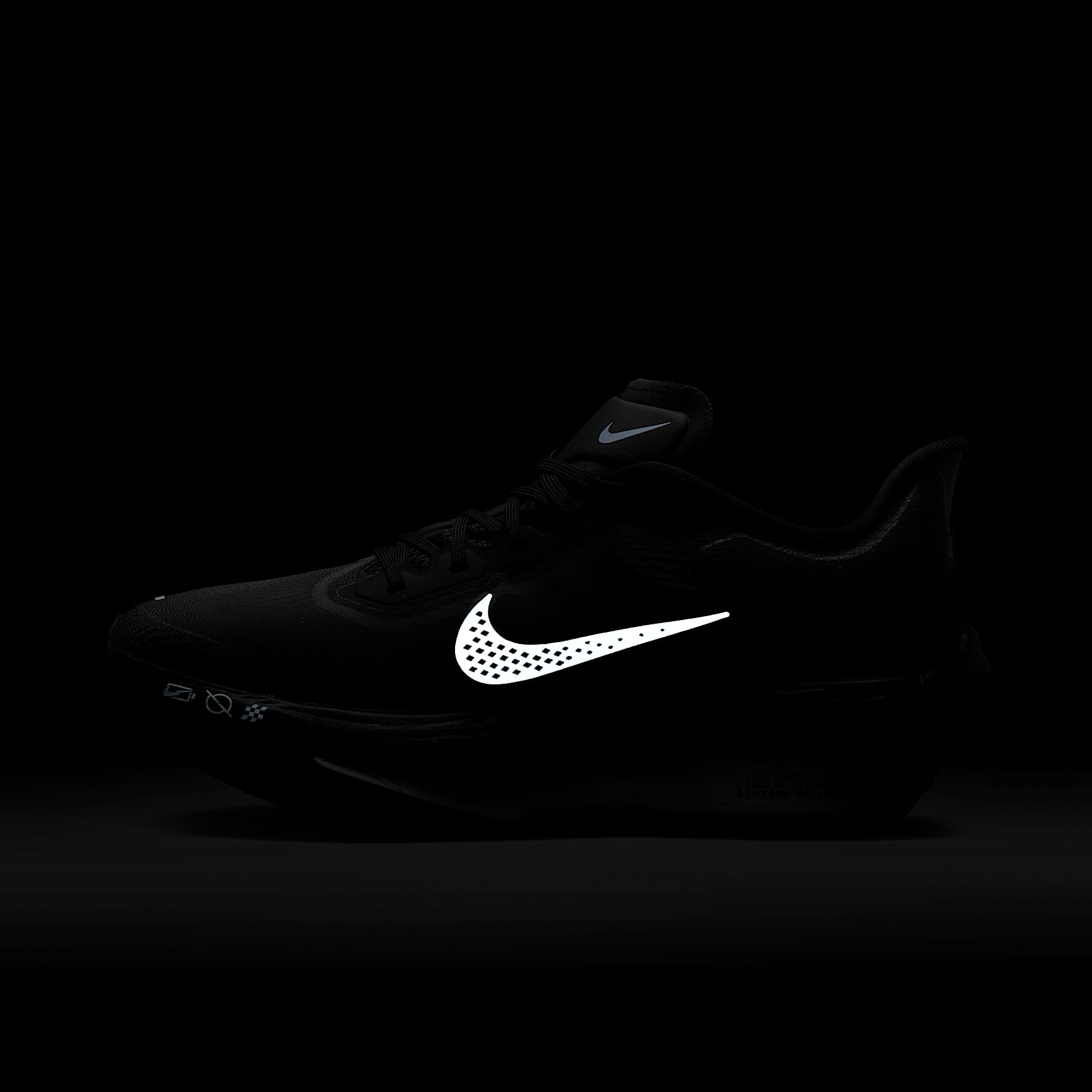 Nike Zoom Fly 6 Straßenlaufschuh für Wettkämpfe (Damen) – Schwarz/Light Smoke Grey/Weiß