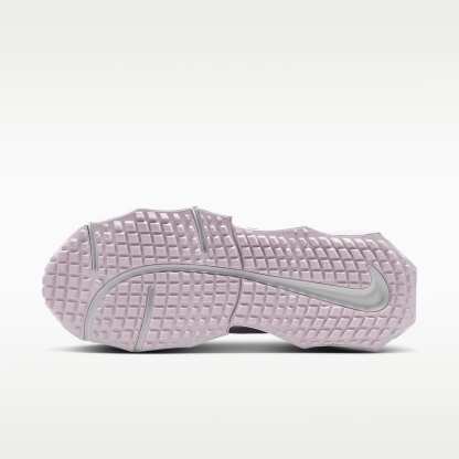 Nike Aura Edge Schuh (Damen) – Bleached Lilac/Off White/Weiß/Pink Smoke