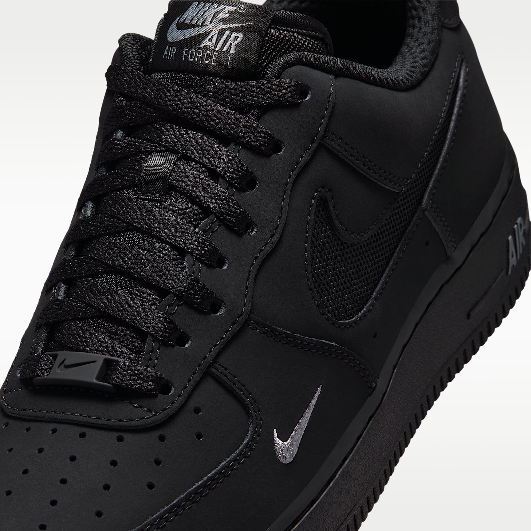 Nike Air Force 1 '07 LV8 Schuh (Herren) – Schwarz/Cool Grey/Cool Grey