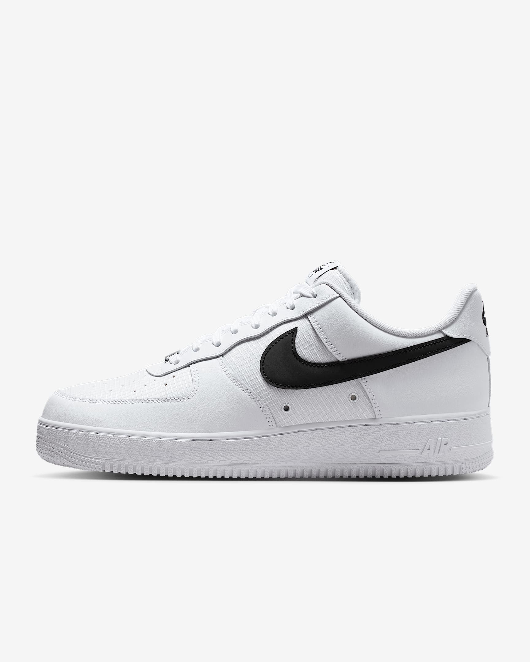 Nike Air Force 1 '07 LV8 Schuh (Herren) – Weiß/Weiß/Schwarz