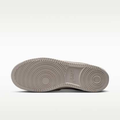 Nike Court Vision Low Suede Schuh (Herren) – Phantom/Cream II