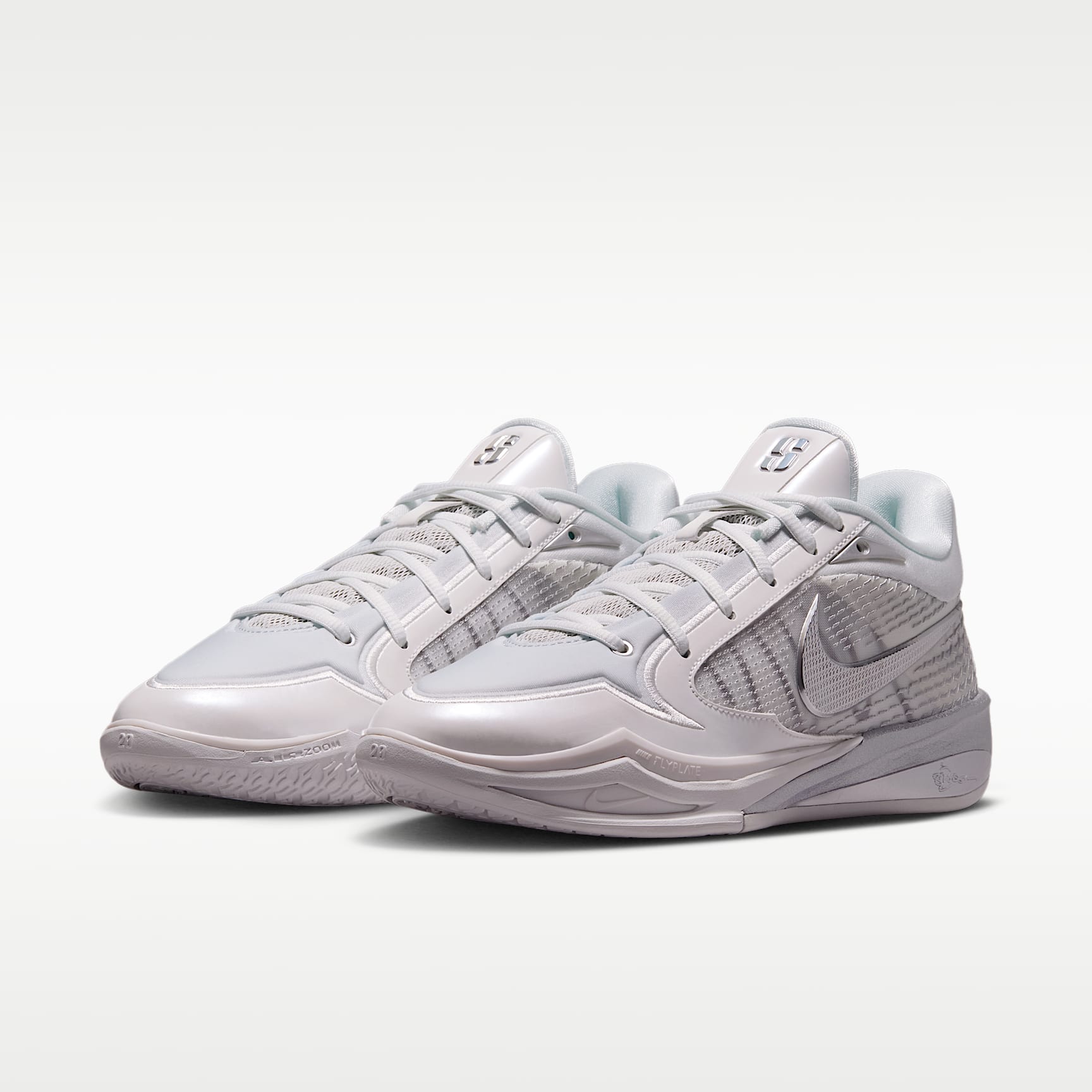 Sabrina 4 Basketballschuh – Summit White/Schwarz/Metallic Silver