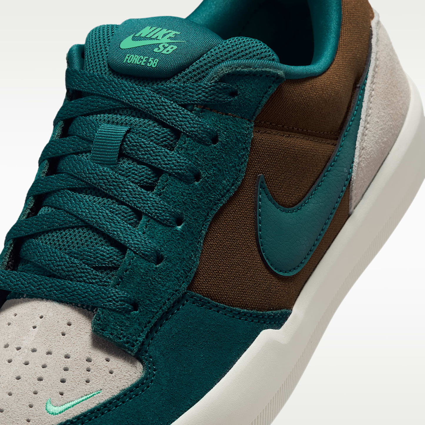 Nike SB Force 58 Skateboardschuh – Mosswood Brown/Light Orewood Brown/Sail/Geode Teal
