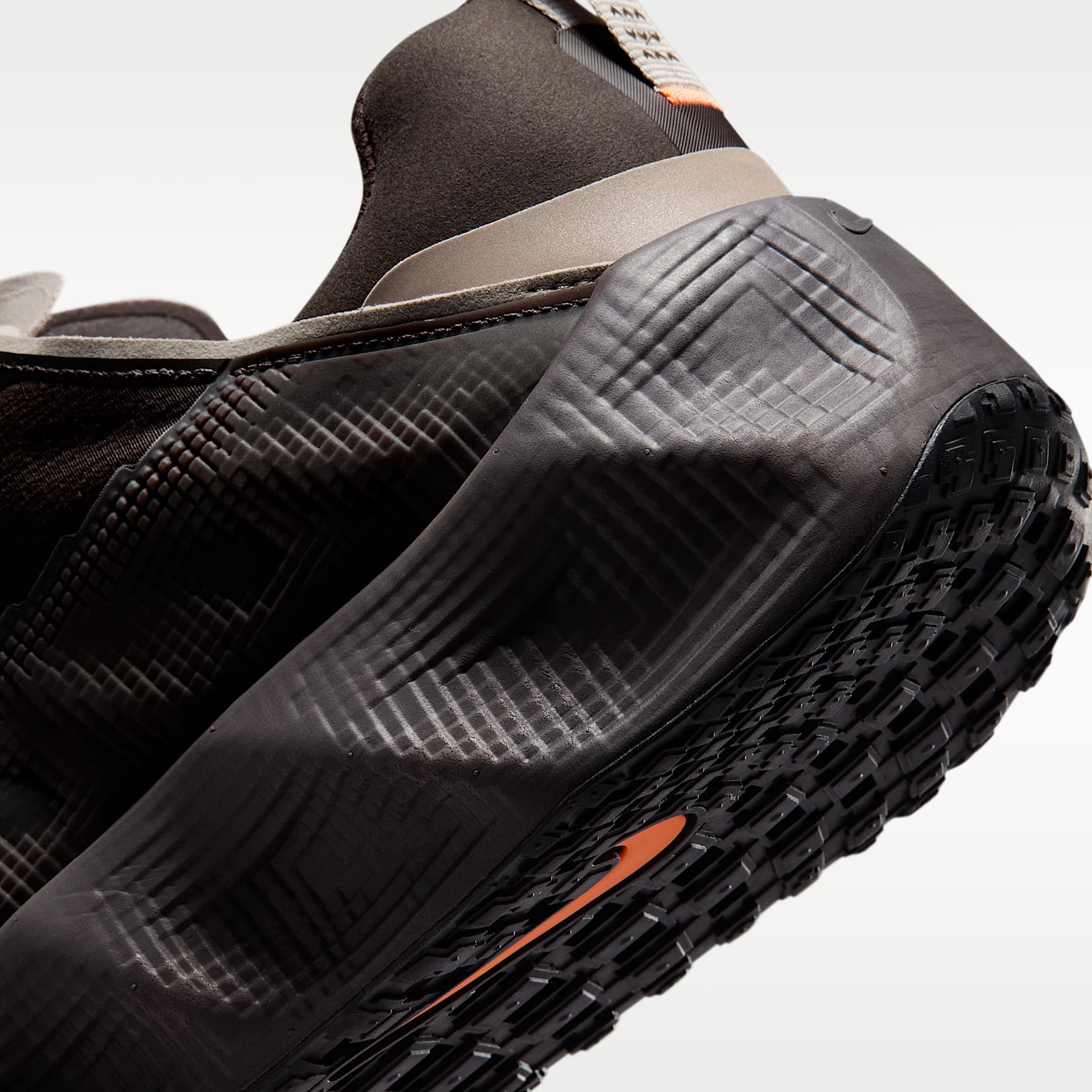 Nike Ava Rover Schuh – Velvet Brown/Oatmeal/Schwarz/Martian Sunrise