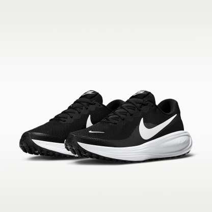 Nike Revolution 8 Straßenlaufschuh (Herren) – Schwarz/Schwarz/Weiß