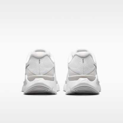 Nike Structure Plus Straßenlaufschuh (Damen) – Weiß/Photon Dust/Metallic Silver