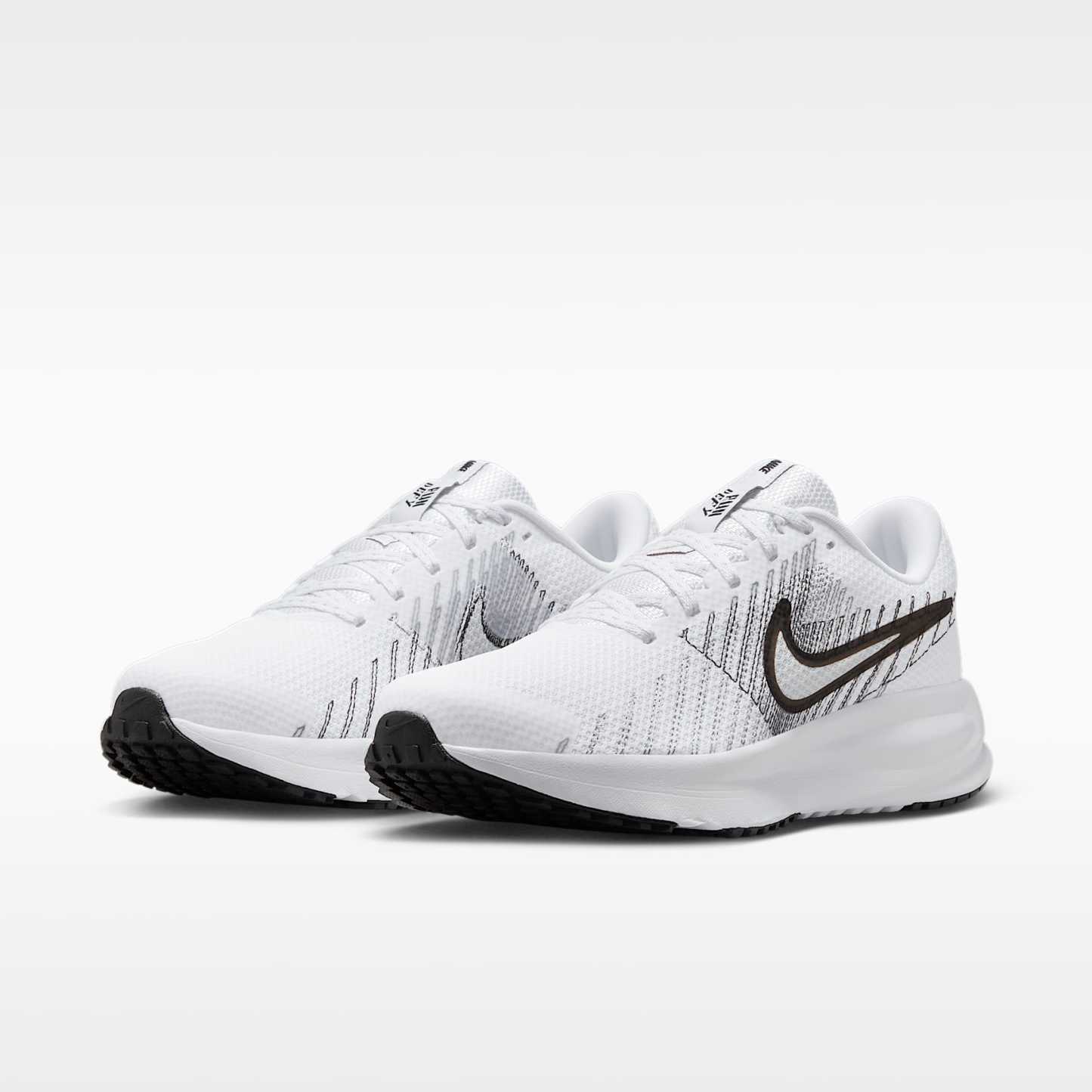 Nike Run Defy Straßenlaufschuh (Damen) – Weiß/Smoke Grey/Schwarz