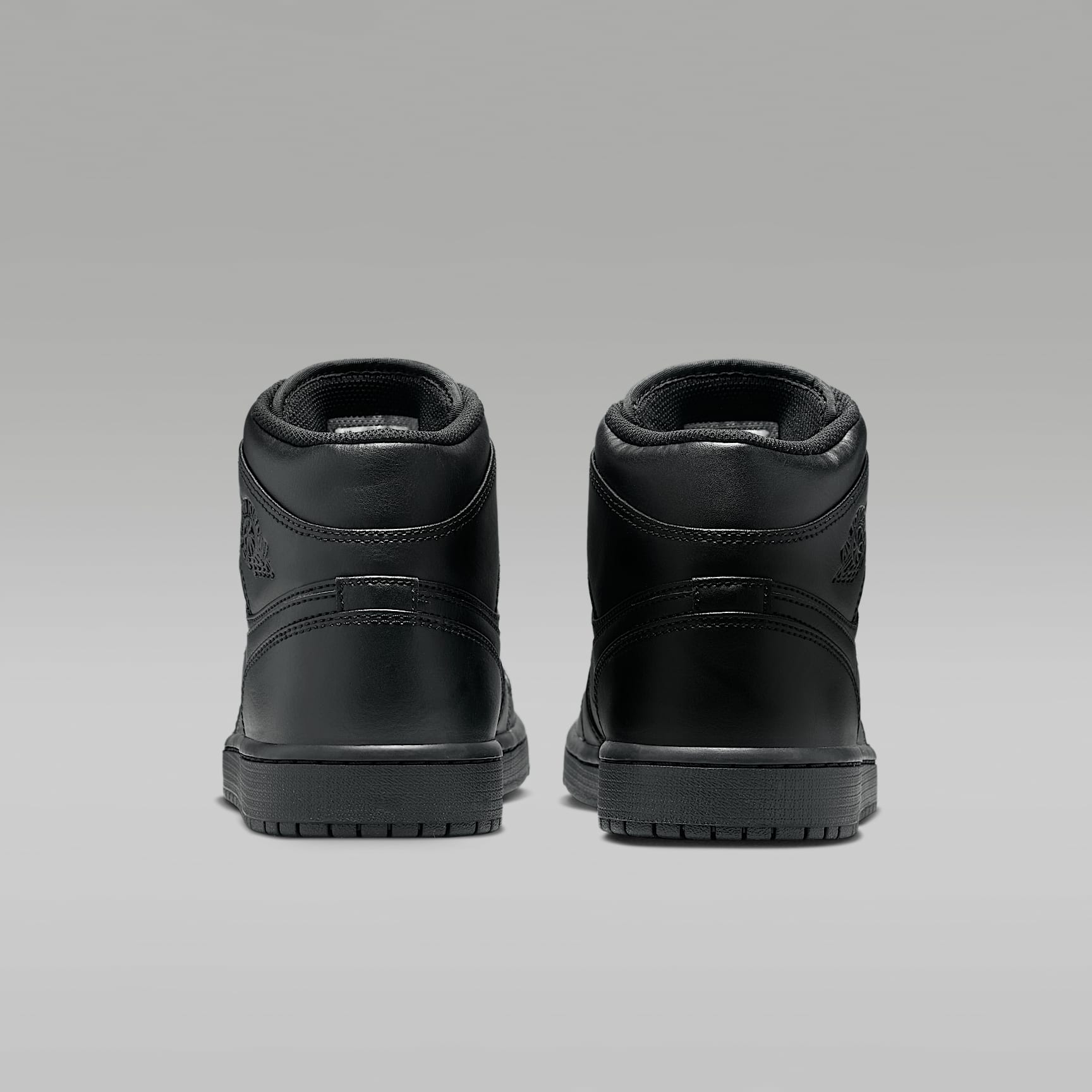 Air Jordan 1 Mid Schuh (Herren) – Schwarz/Schwarz/Schwarz
