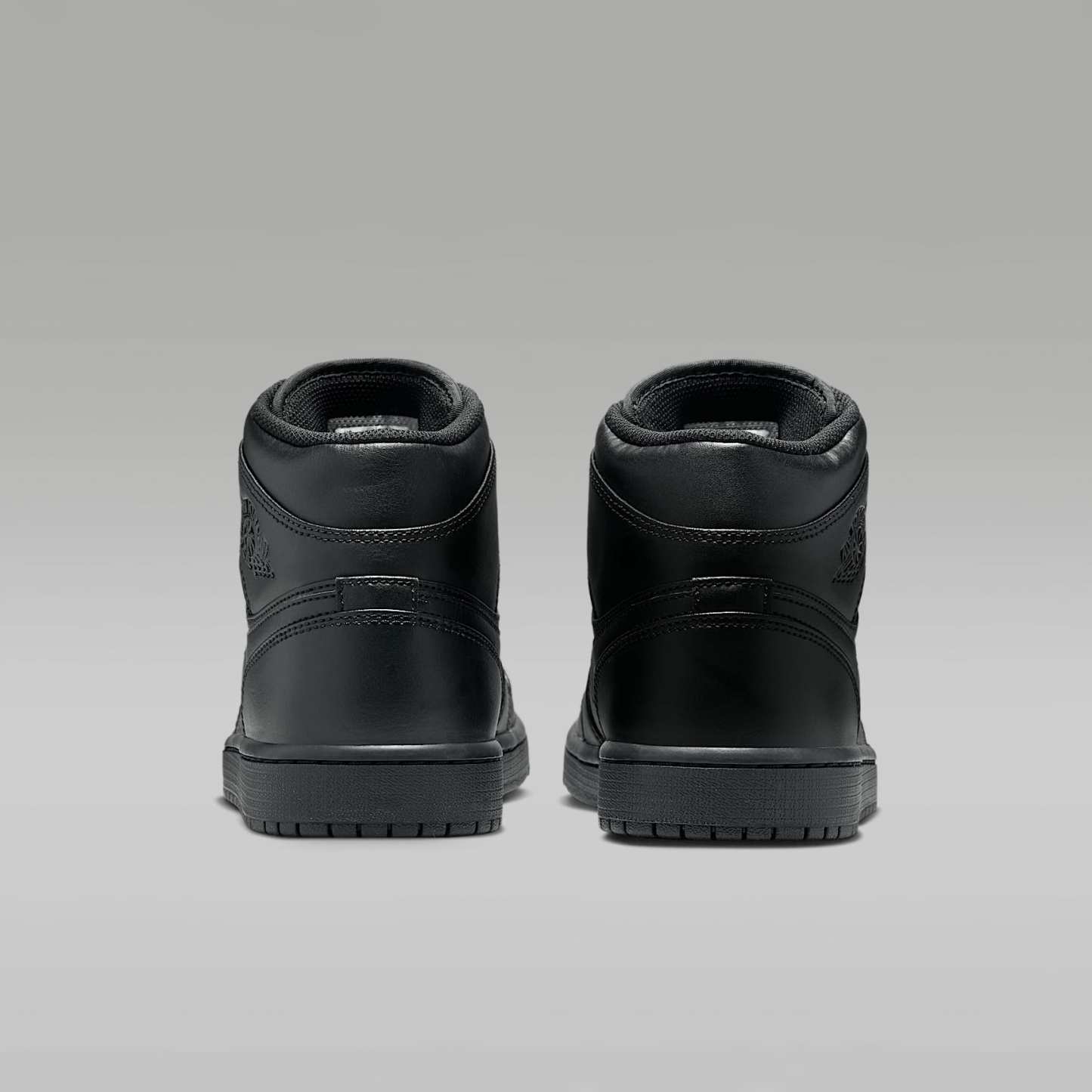 Air Jordan 1 Mid Schuh (Herren) – Schwarz/Schwarz/Schwarz