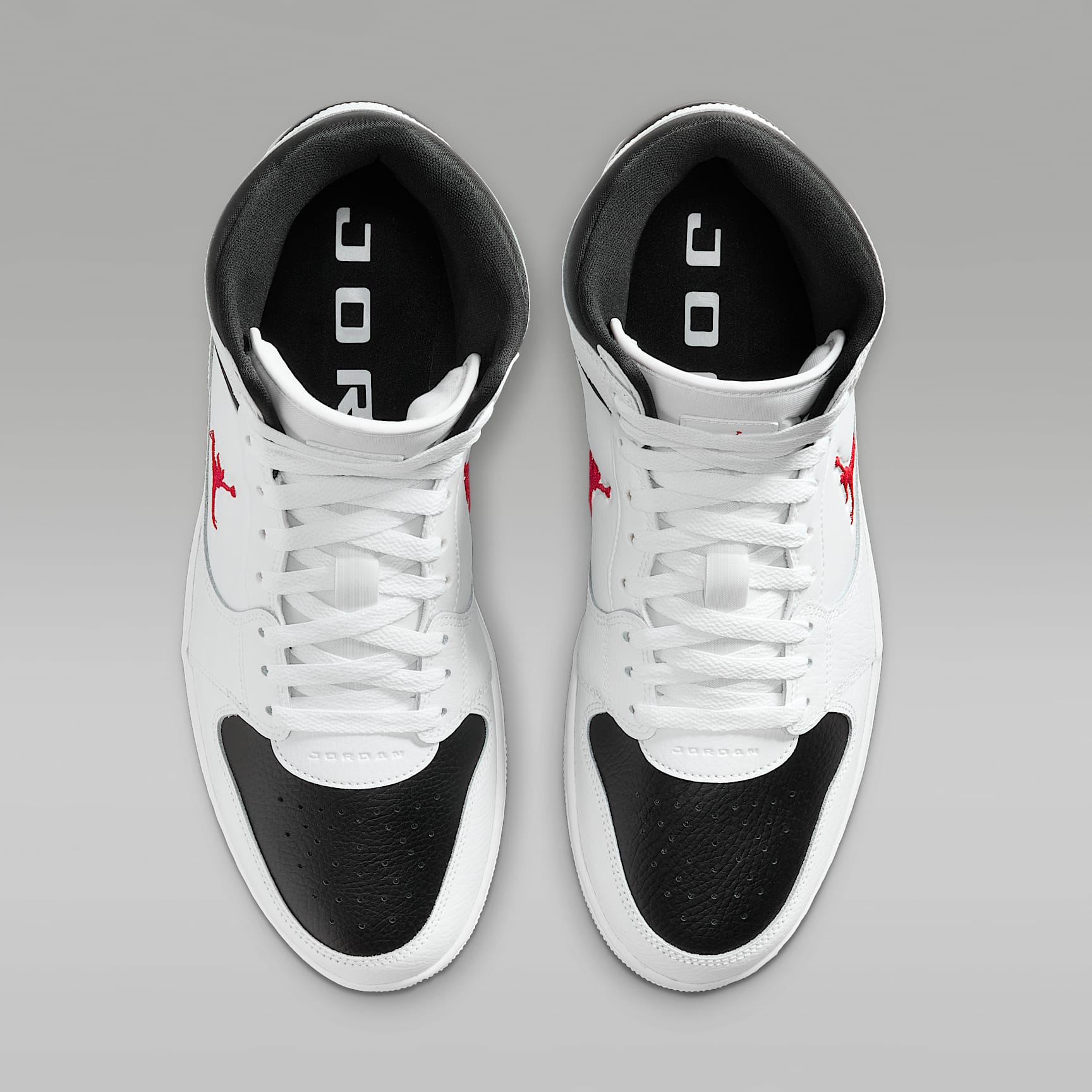 Jordan Court Connect Mid Herrenschuhe – Weiß/Schwarz/Gym Red