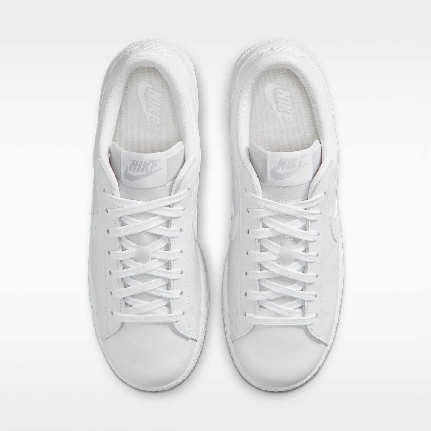 Nike Tennis Classic Damenschuh – Weiß/Weiß