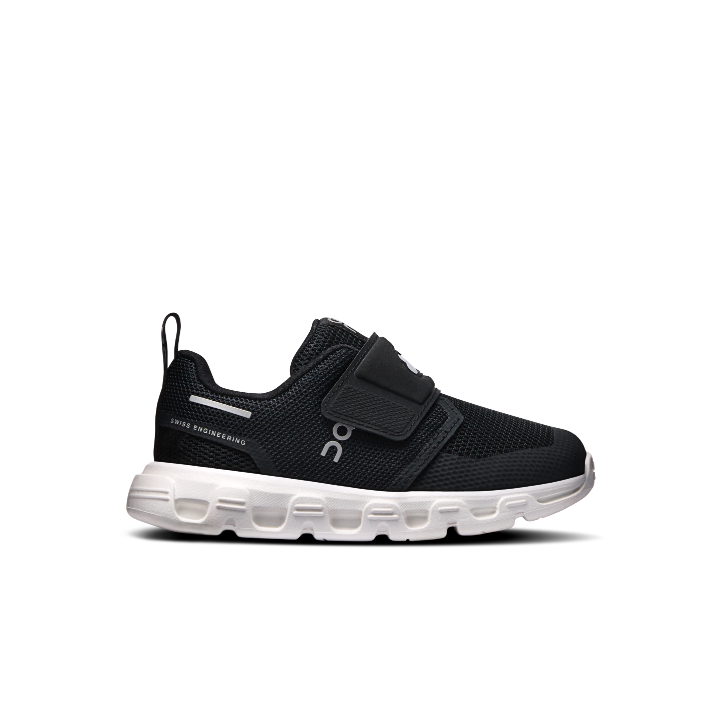 Cloud Dash – Black | White