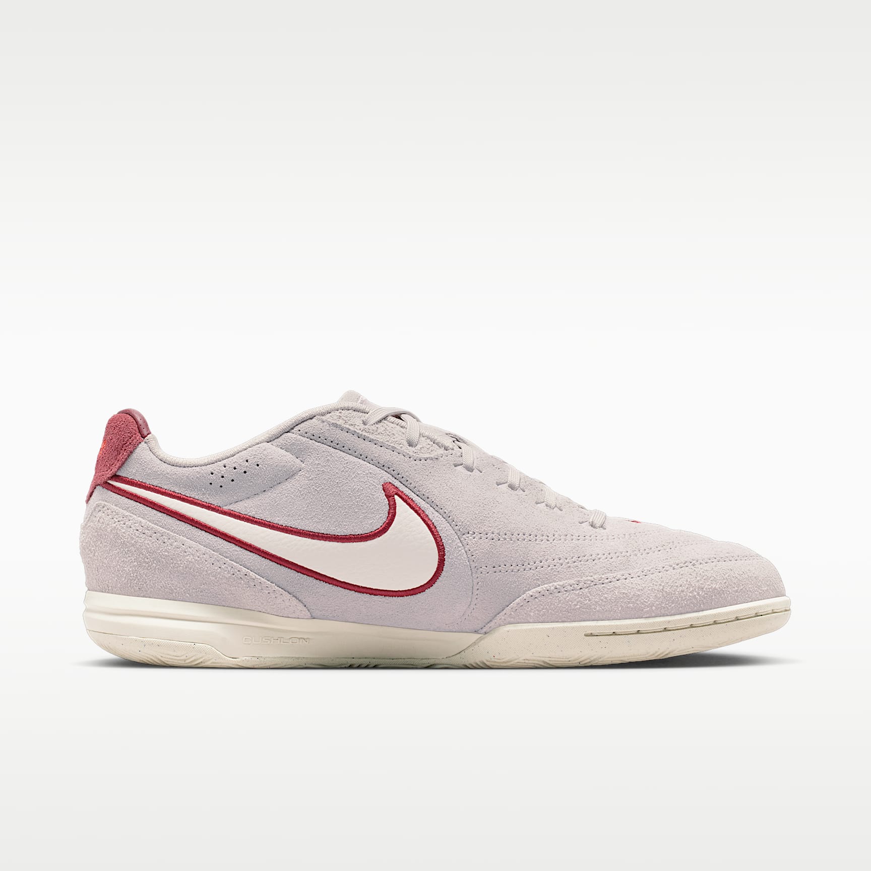 Nike Tiempo Streetgato PRM Low-Top-Fußballschuh für Hallen- und Hartplätze – Moon Particle/Team Red/Chalk